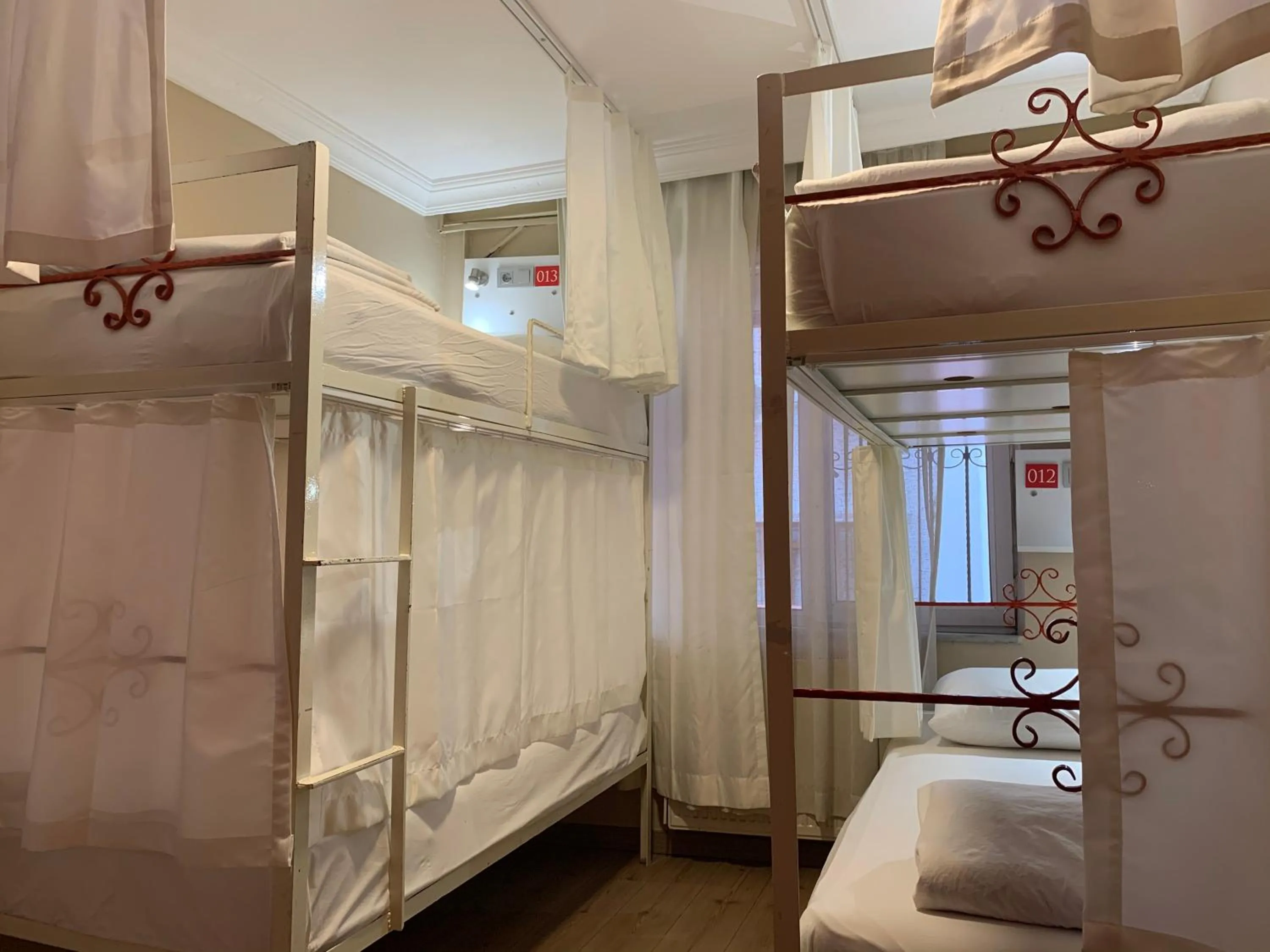 bunk bed, Bed in Antique Hostel