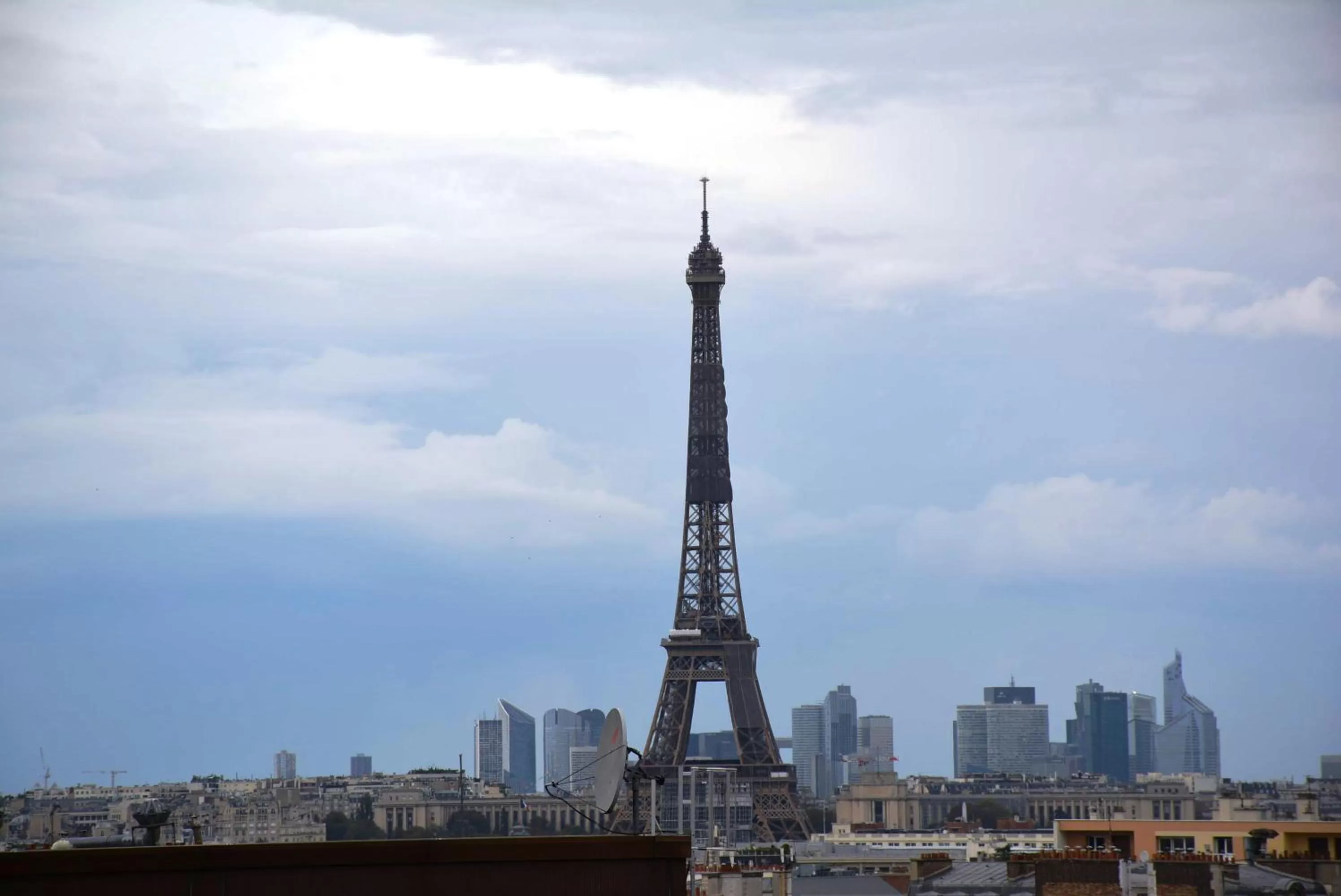 Other in Les Artistes