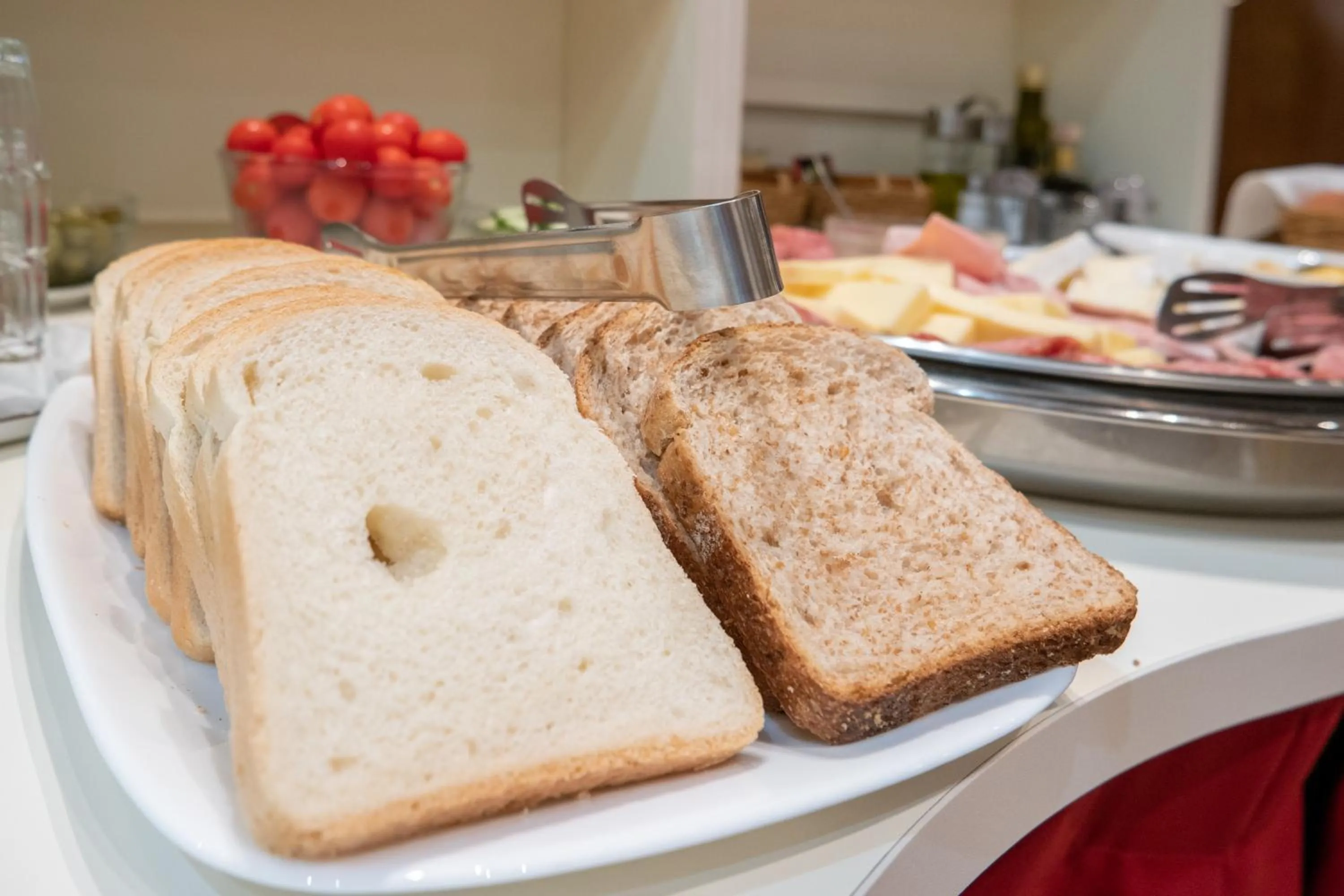 Breakfast in Hotel Autoespresso Venice - Atika & Atif