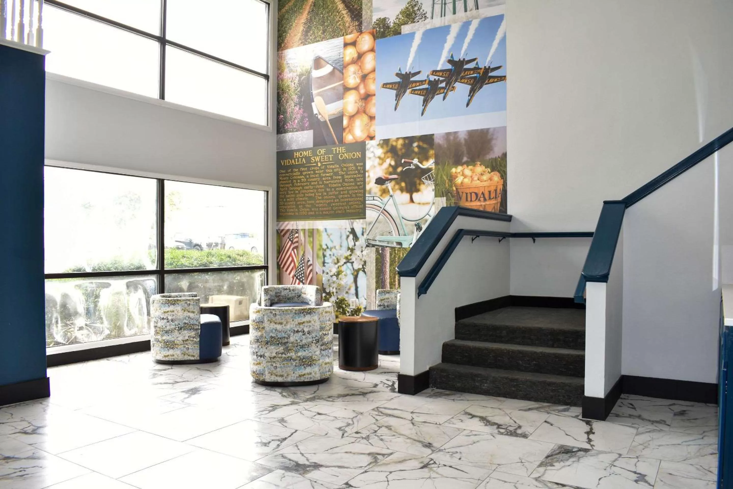 Lobby or reception in Clarion Pointe Vidalia - Lyons West