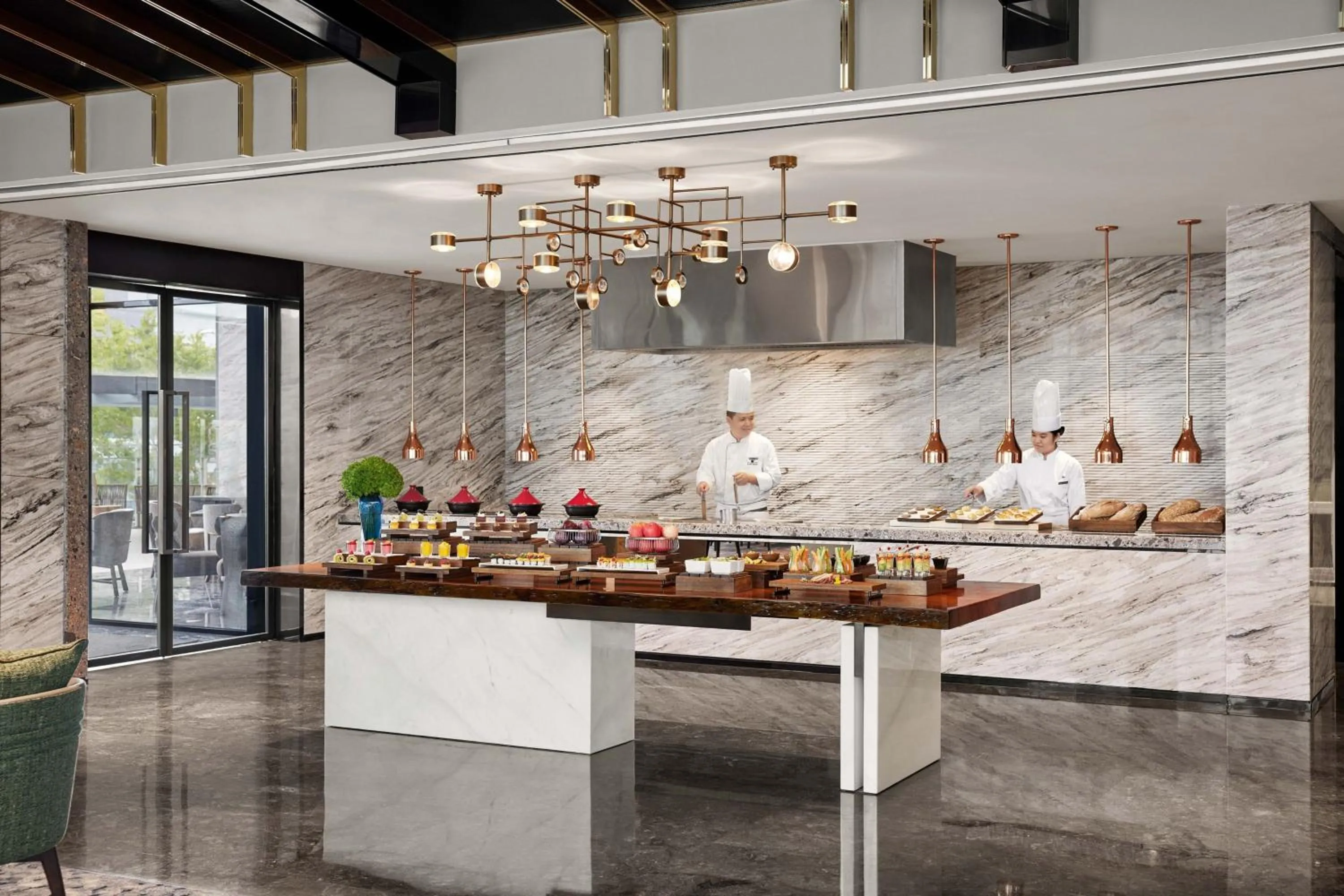 Kitchen or kitchenette in JW Marriott Hotel Shenzhen Bao'an International Airport