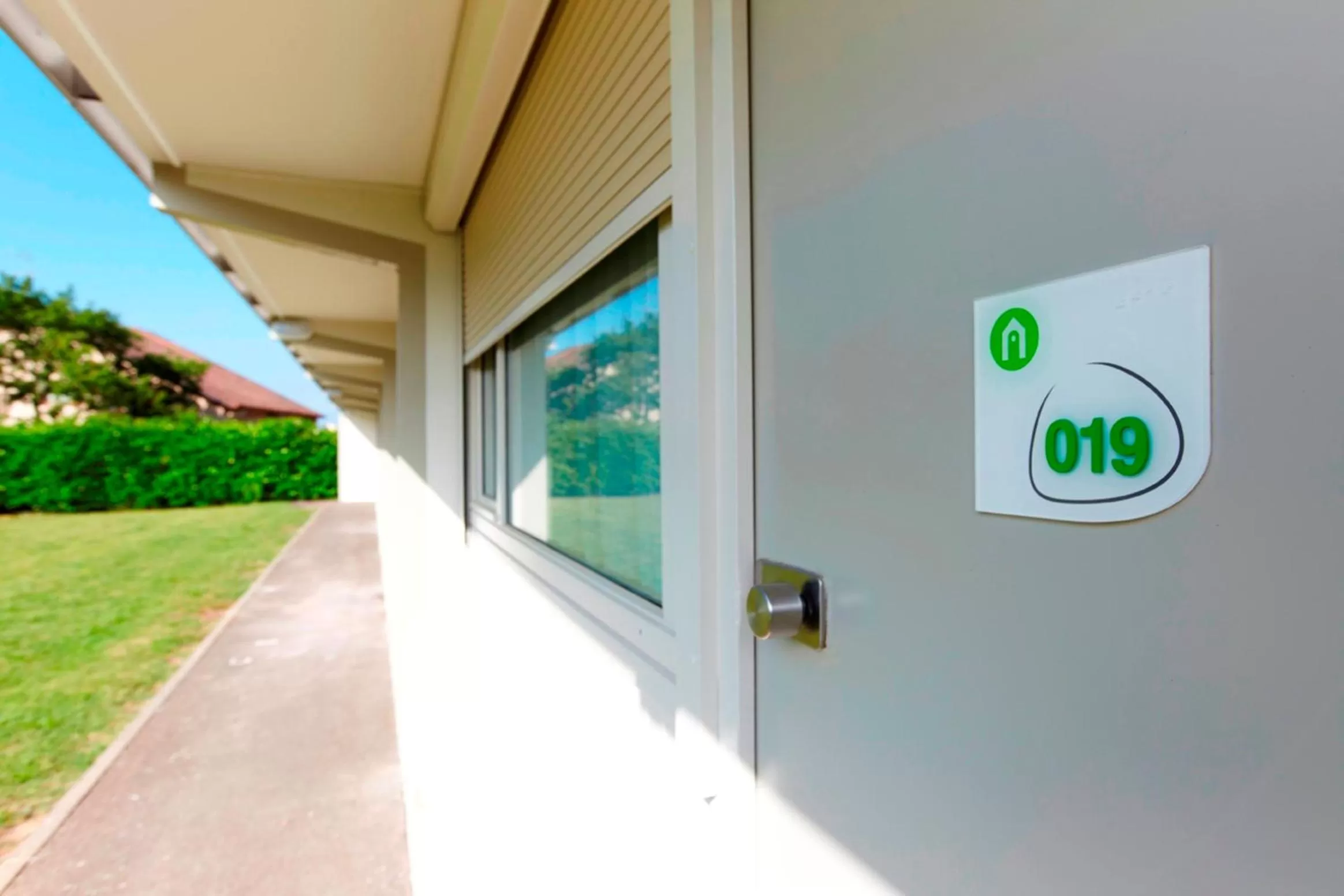 Facade/entrance in Campanile Lille - Seclin