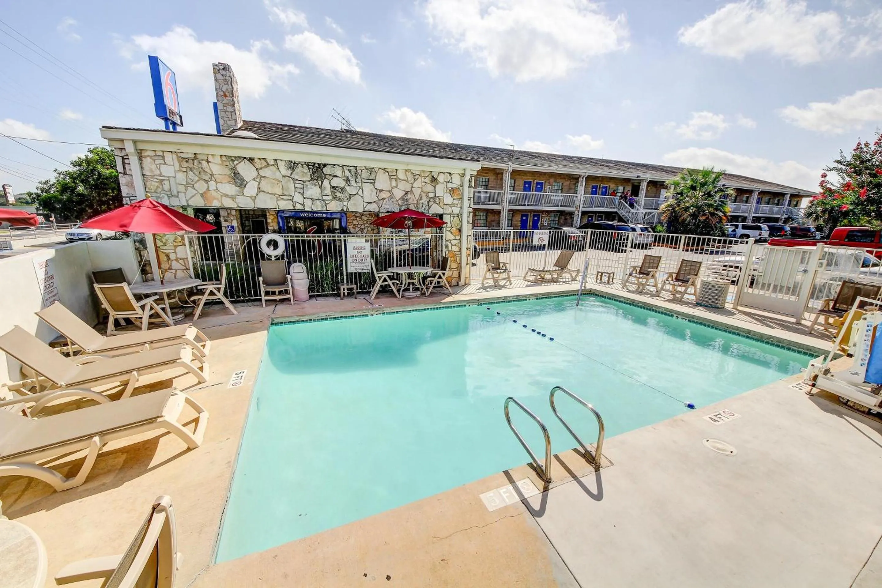 On site in Motel 6-San Antonio, TX - Northwest Medical Center