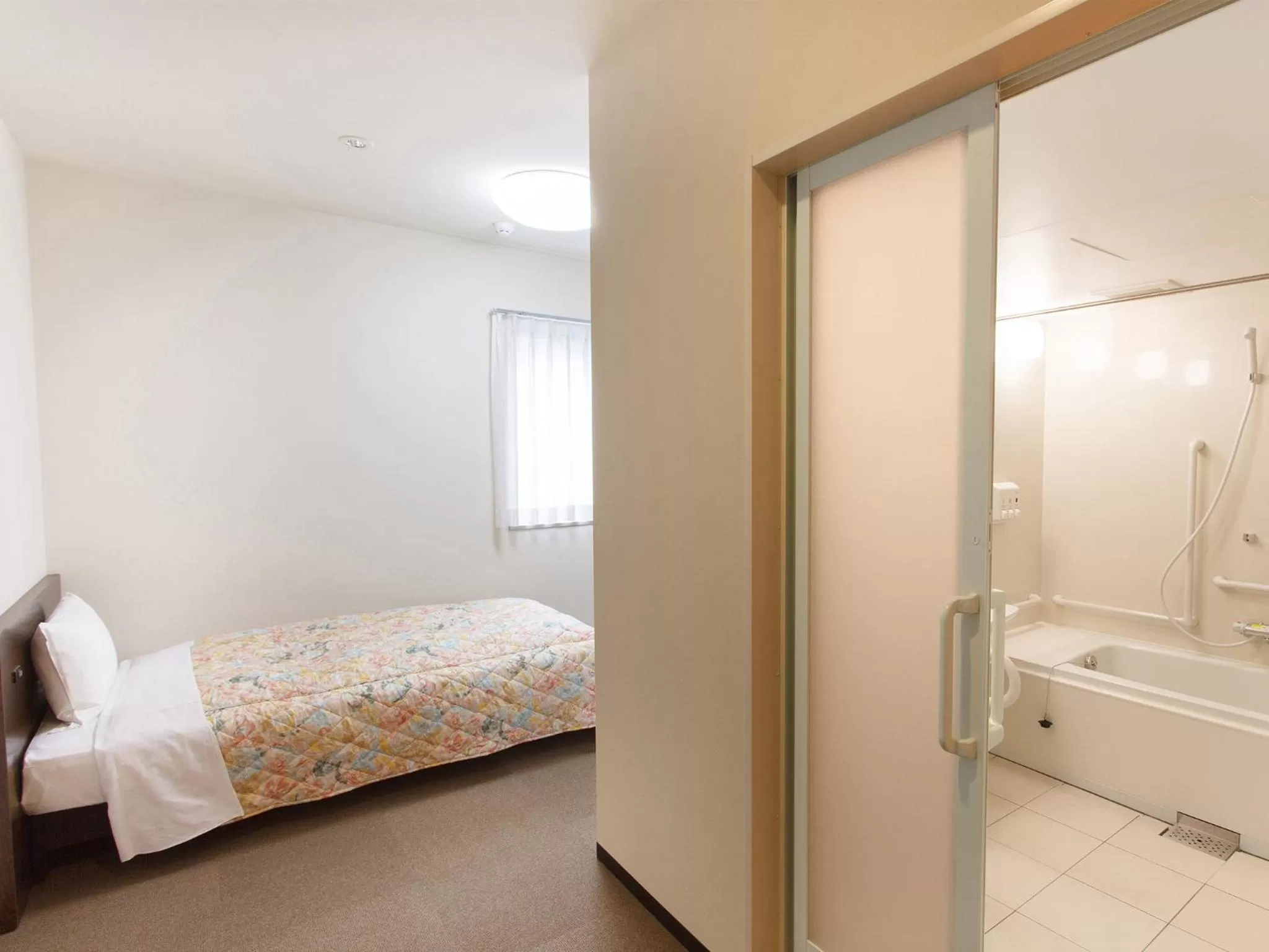 Bed in Osaka Academia