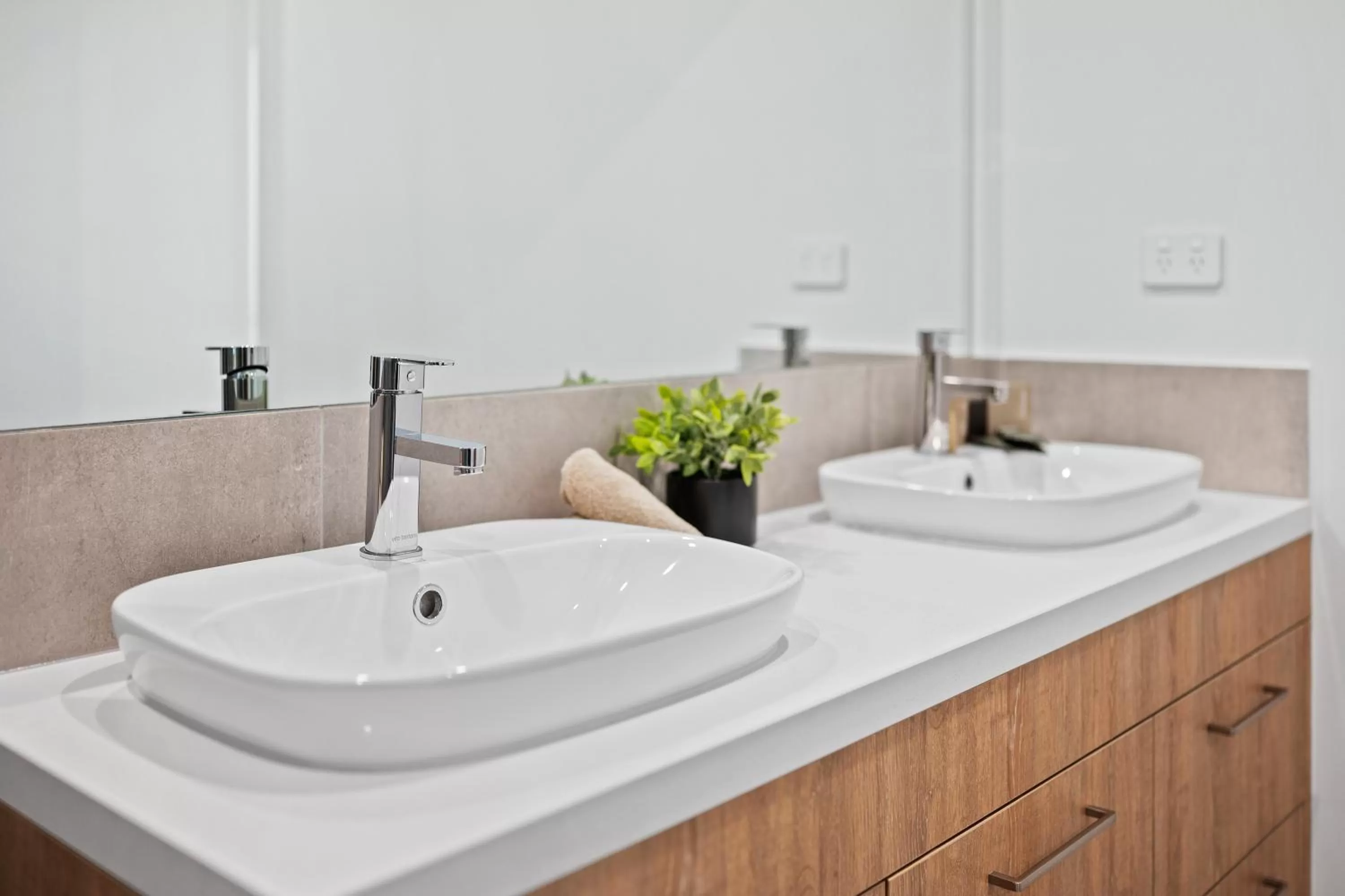 Bathroom in Julie-Anna, Bendigo
