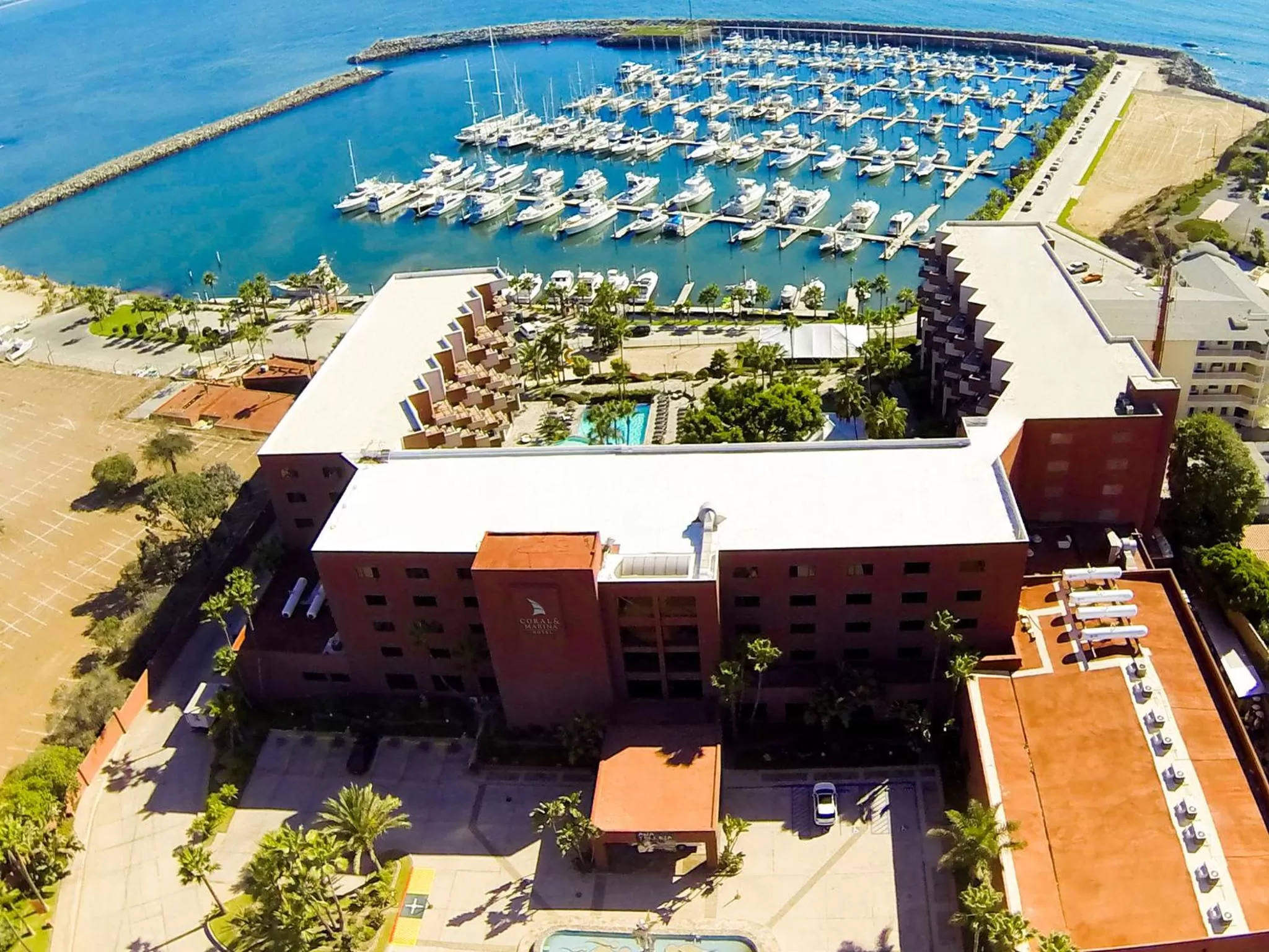 Sea view in Hotel Coral & Marina