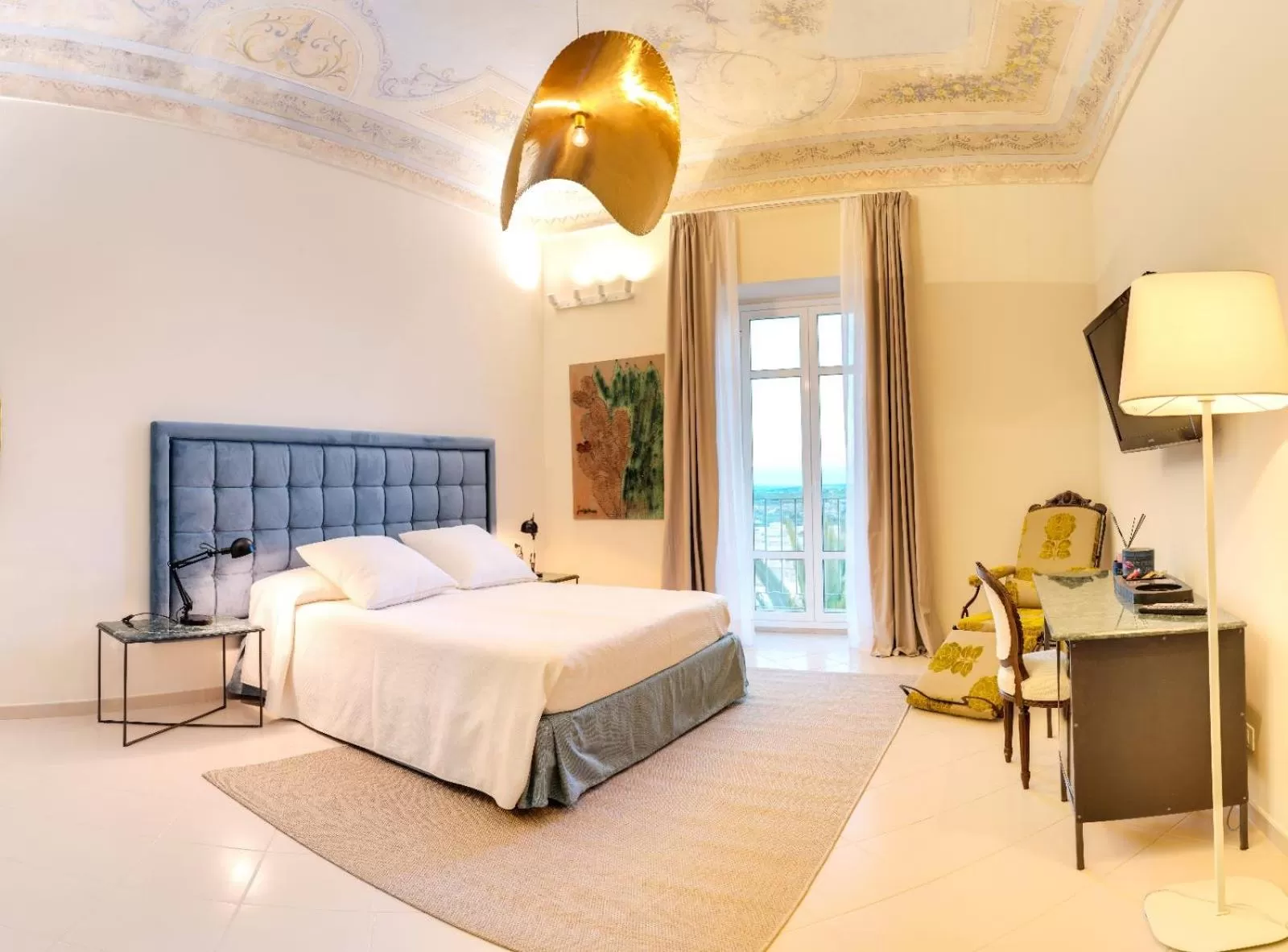 Superior Queen Room in Aria Rooms and Terrace