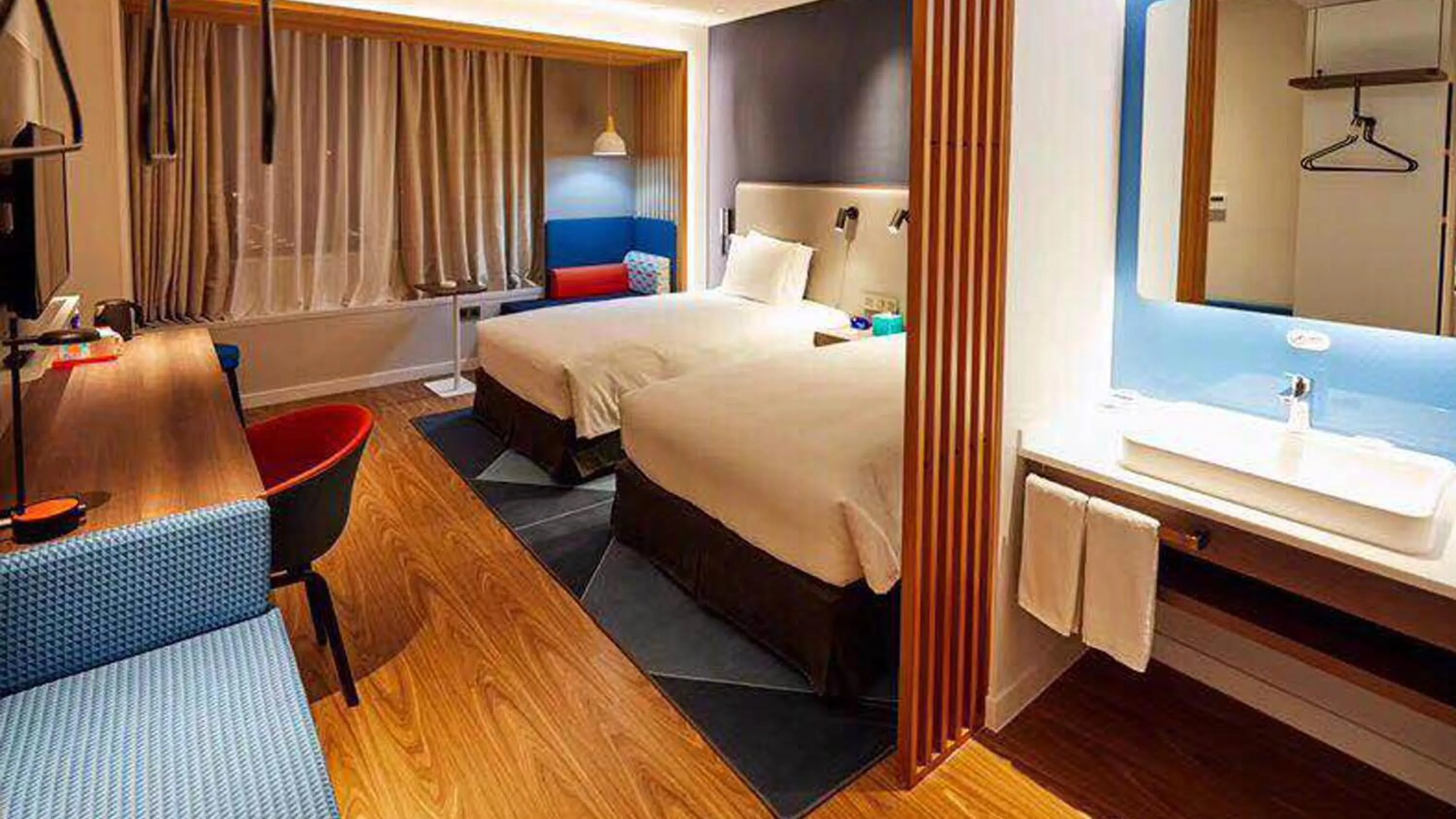 Photo of the whole room in Holiday Inn Express Shijiazhuang High-tech Zone by IHG