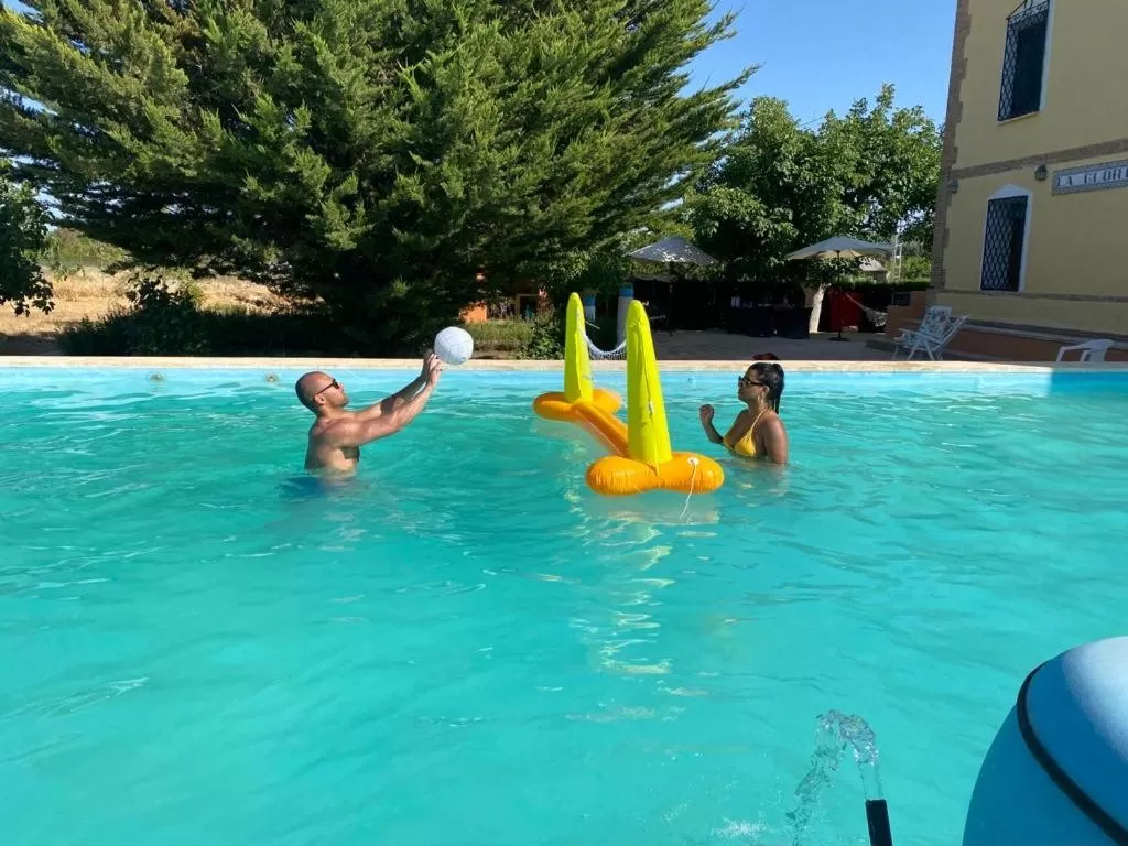 Swimming Pool in Casa Rural Finca Juanamare