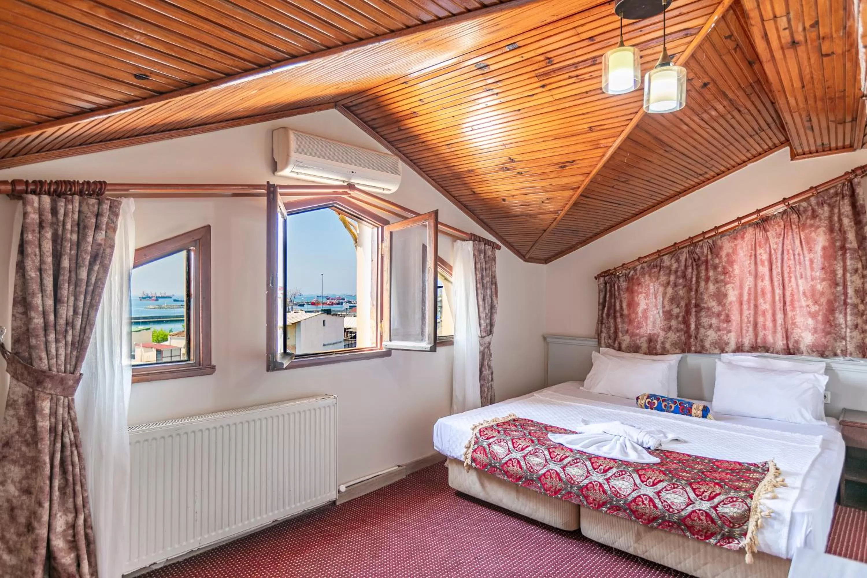 Double Room with Sea View in OttomanZade