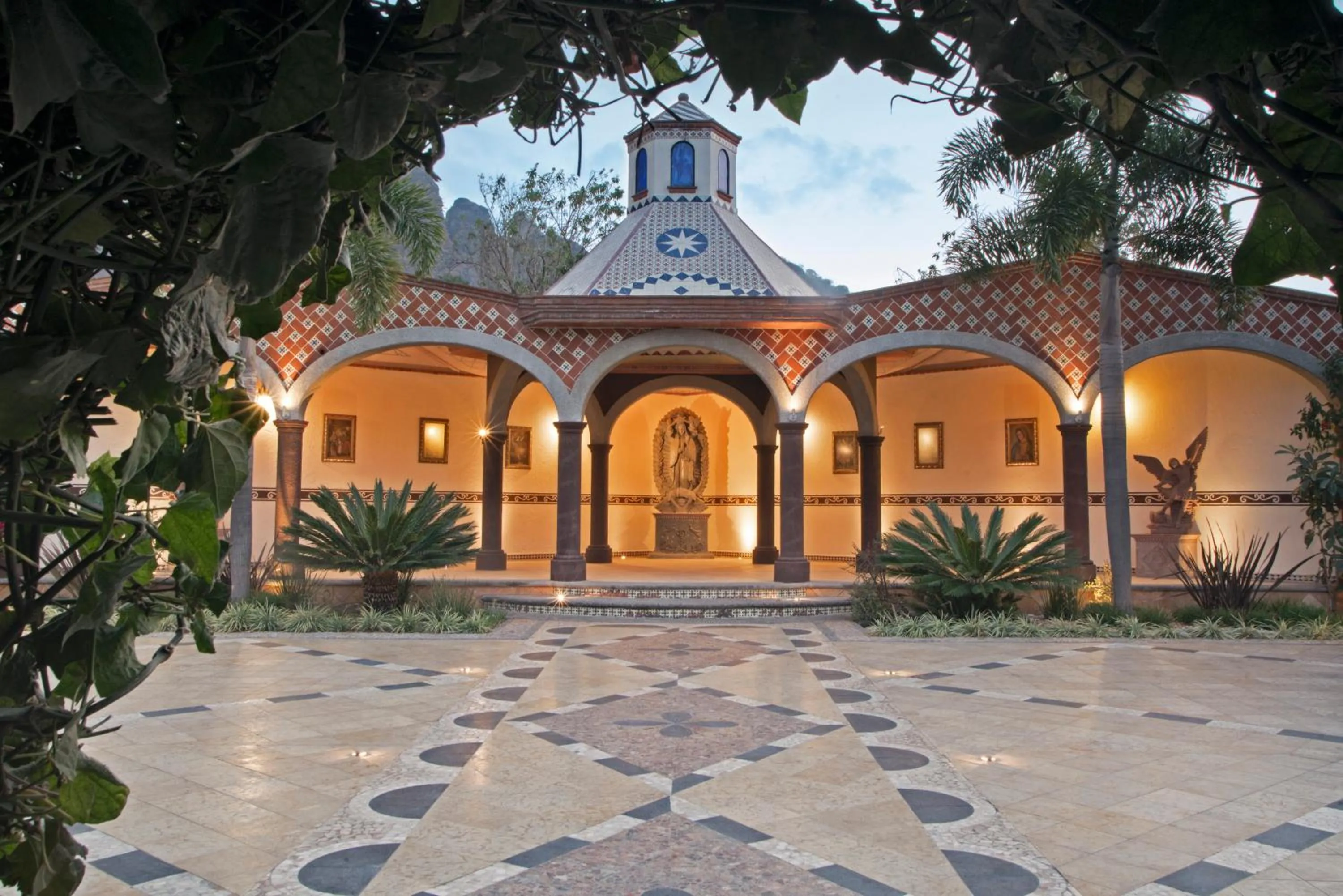 Garden in La Buena Vibra Wellness Resort & Spa