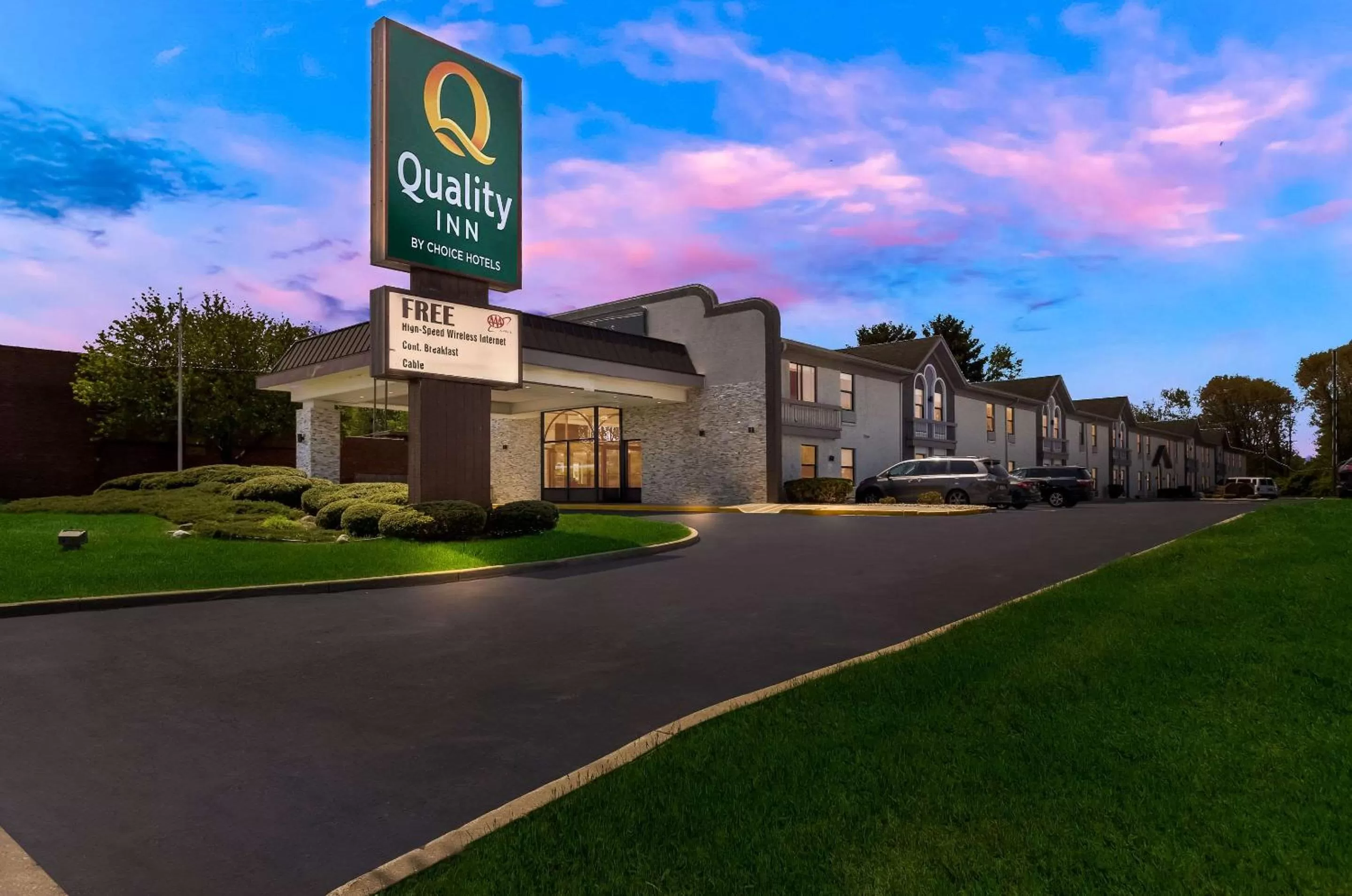 Property building in Quality Inn South Bend near Notre Dame