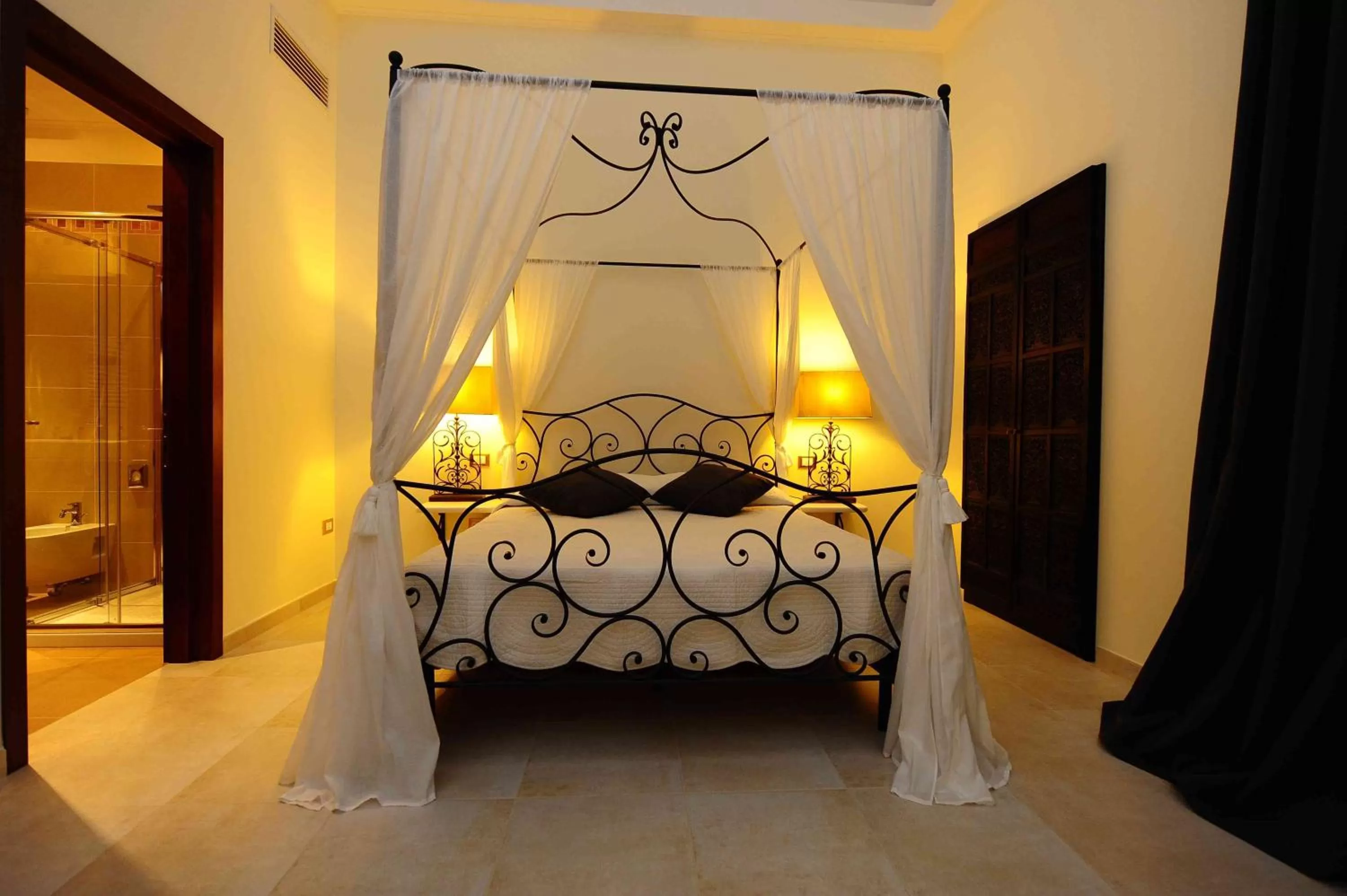 Photo of the whole room, Bed in La Civetta