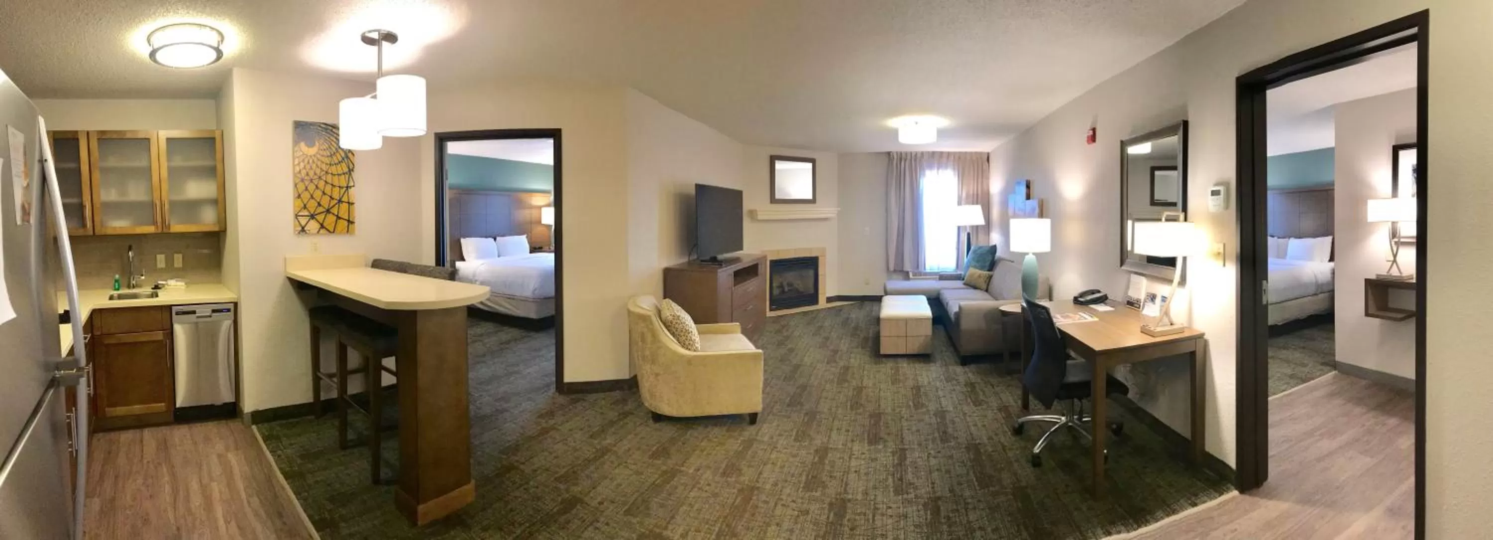 Photo of the whole room, Bed in Staybridge Suites Columbia-Highway 63 & I-70 by IHG