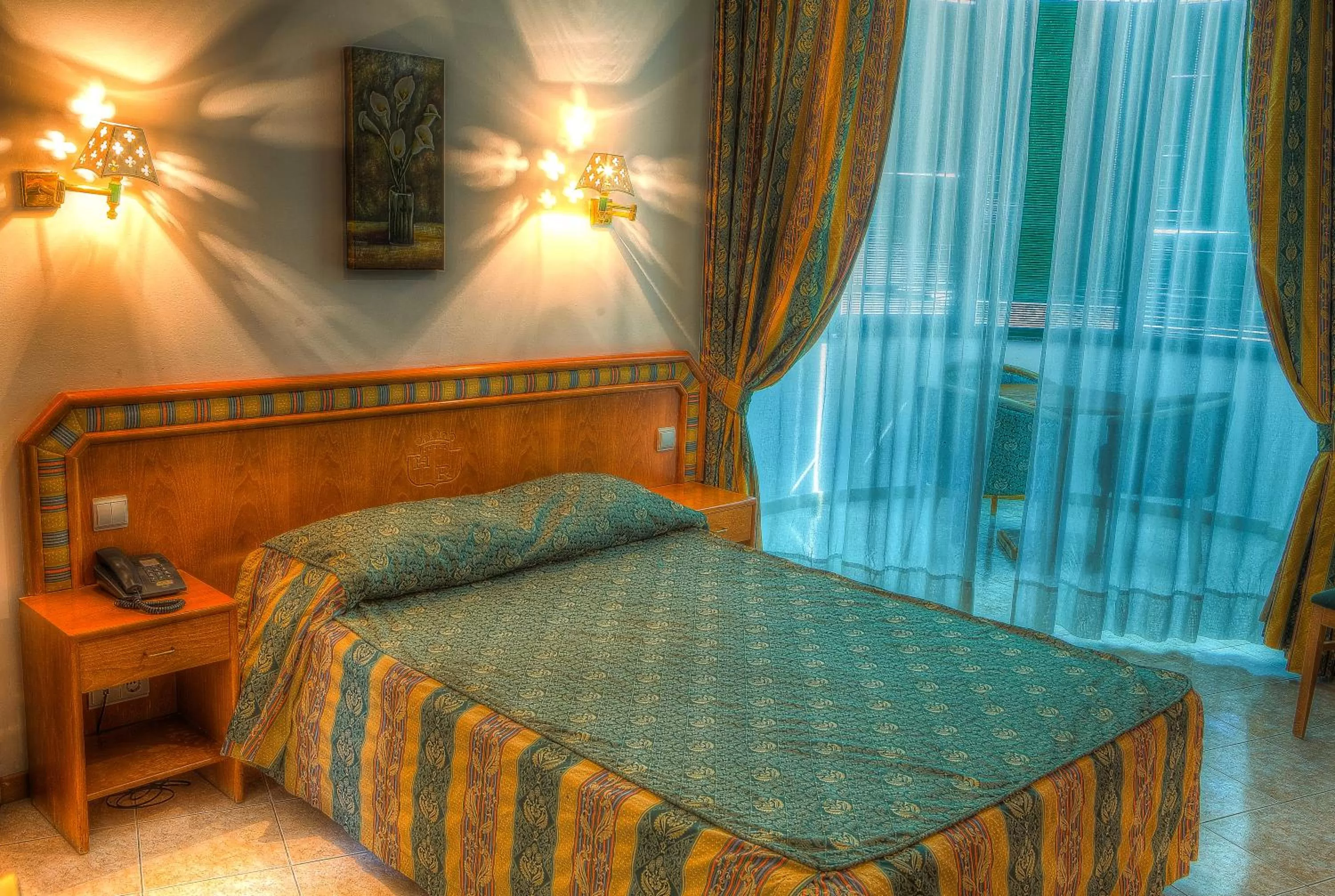 Bedroom, Bed in Real Caparica Hotel