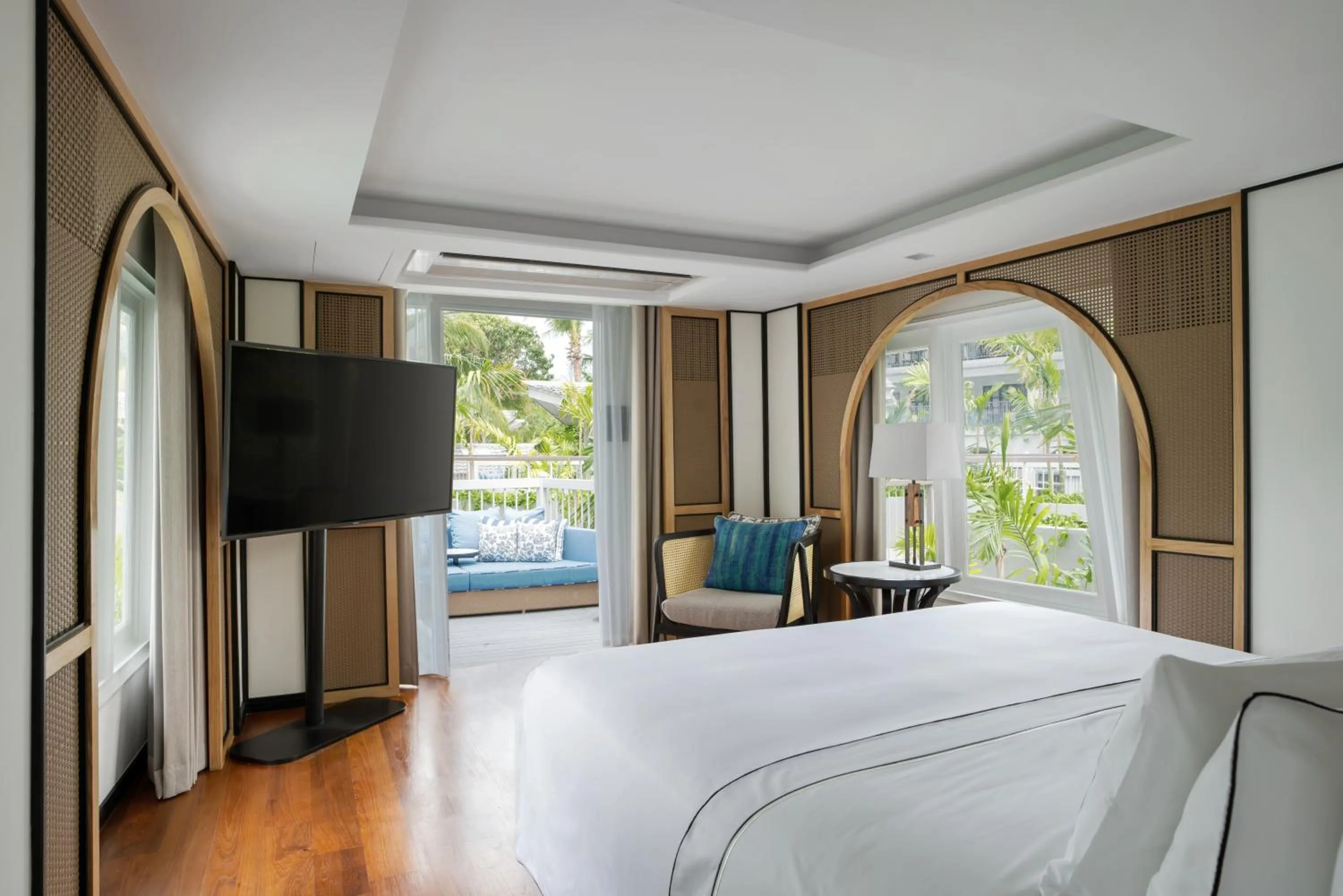 Bed in Melia Koh Samui