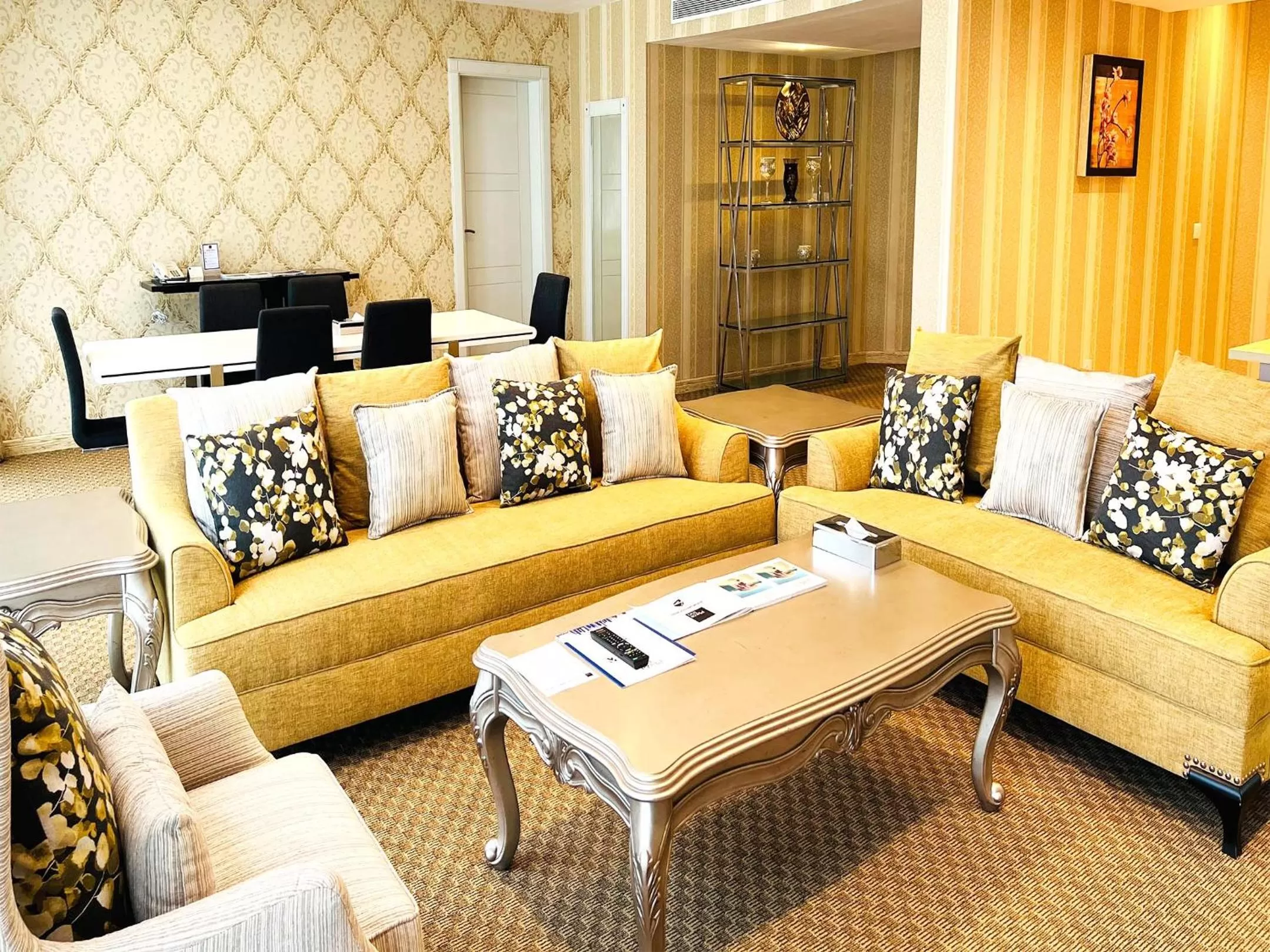 Living room, Seating Area in Plaza Inn Doha