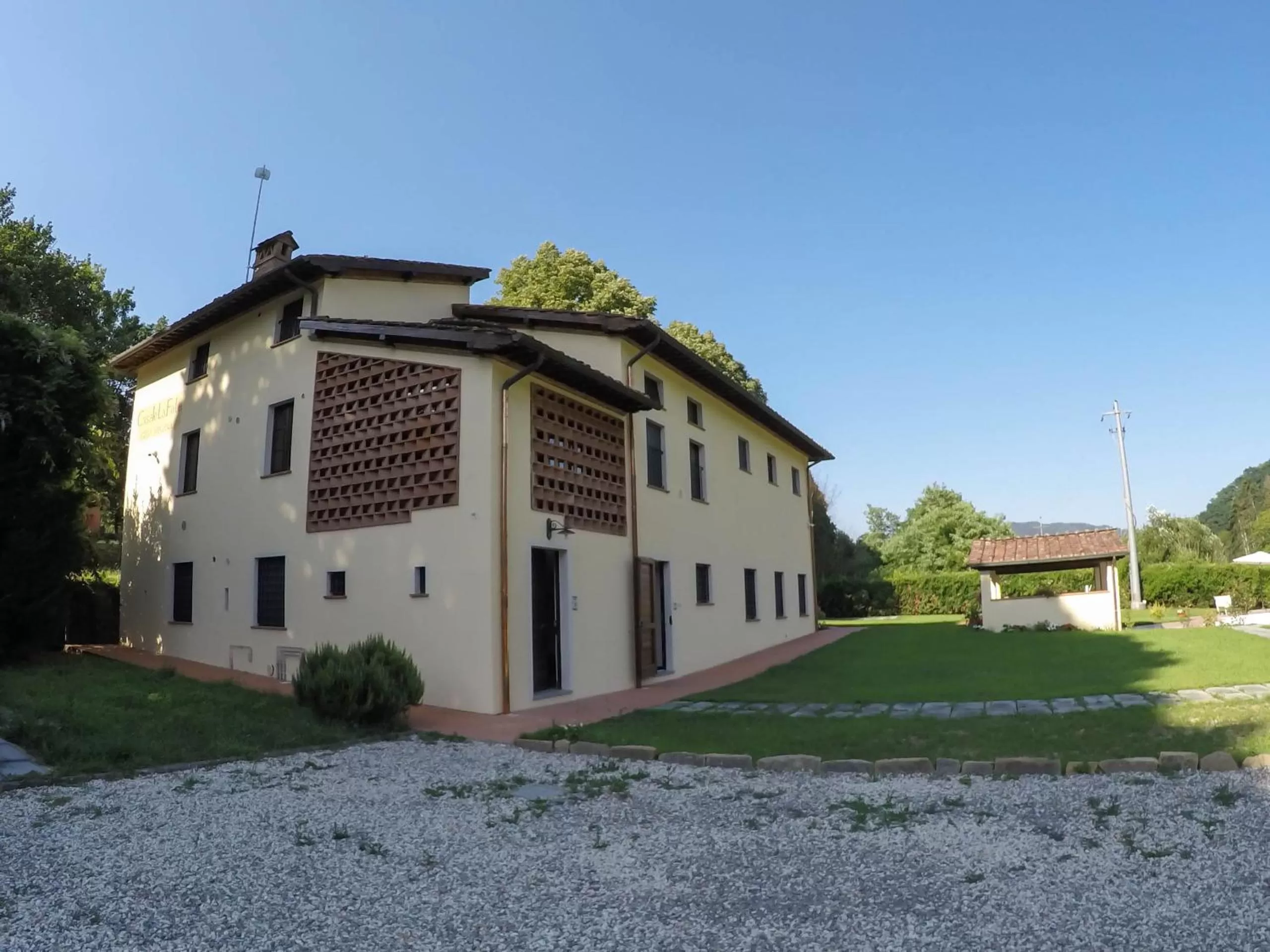 Facade/entrance, Property Building in CASALE LA FATA -tipico toscano immerso nelle colline tra Lucca e Versilia, 6 appartamenti indipendenti