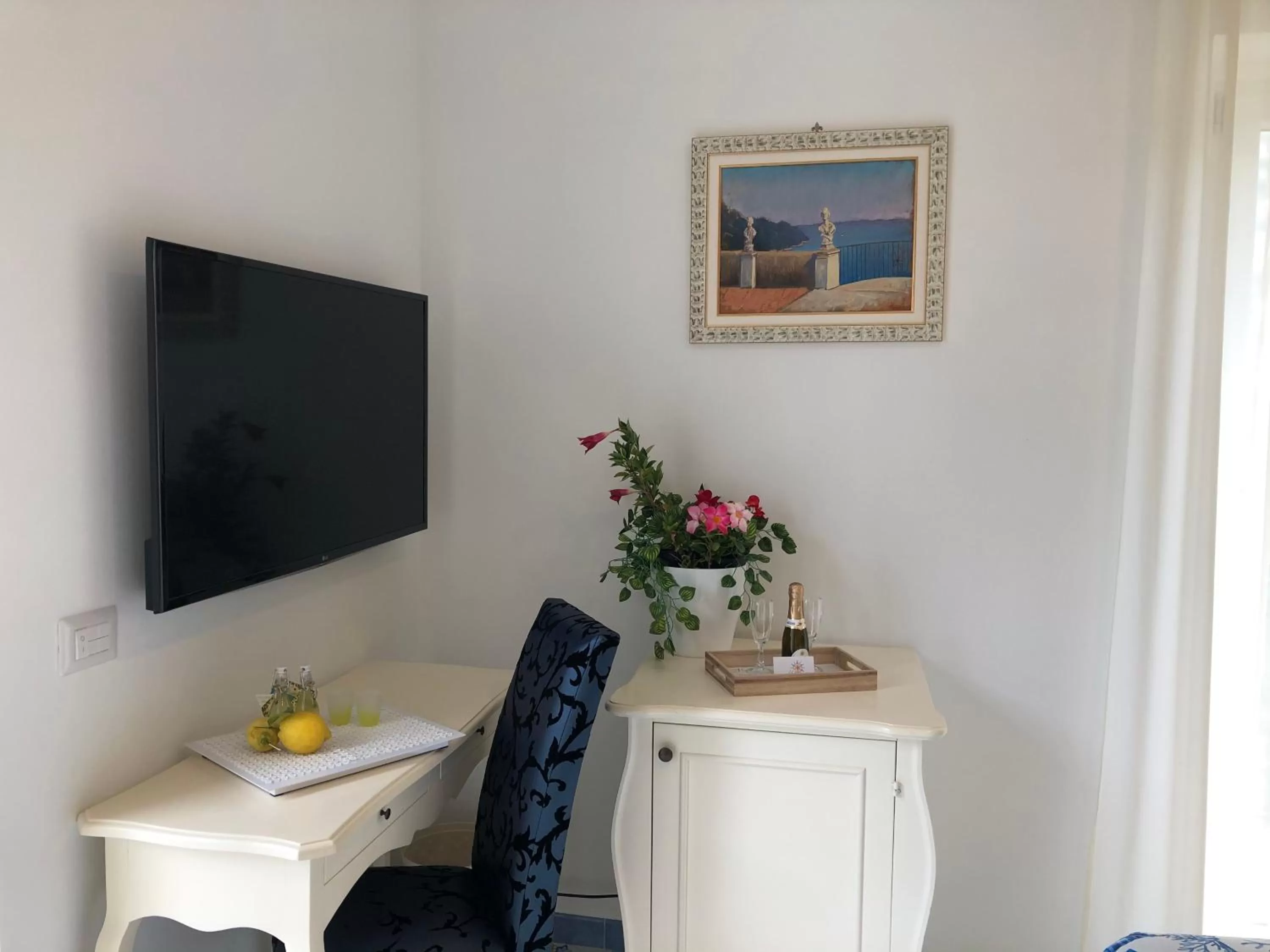 Decorative detail in Nonno Francesco B&B