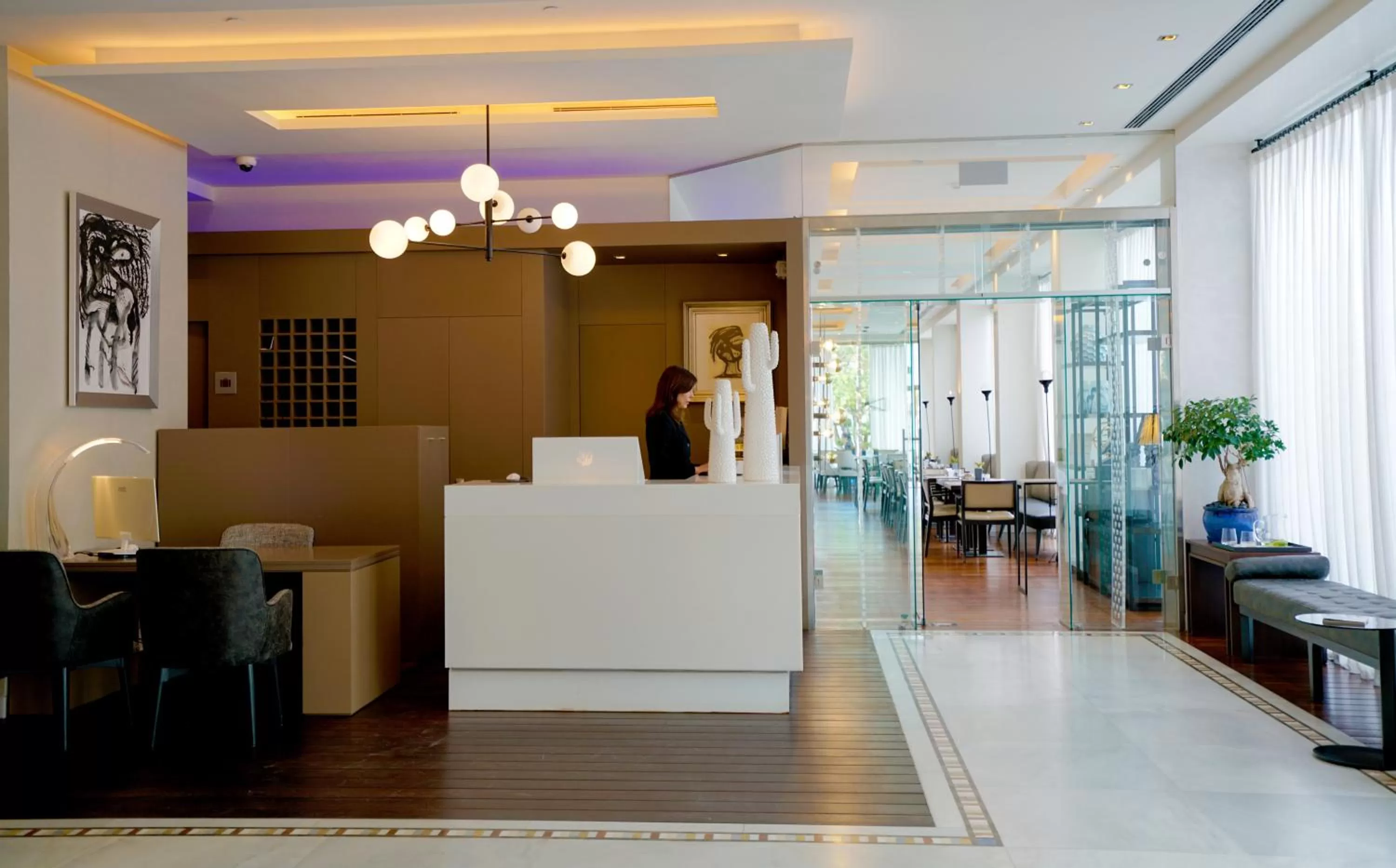 Lobby or reception in Hotel MiM Sitges & Spa