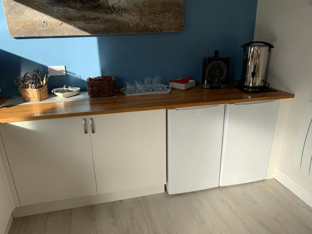 Kitchen/Kitchenette in TRETHEWEY GUEST HOUSE