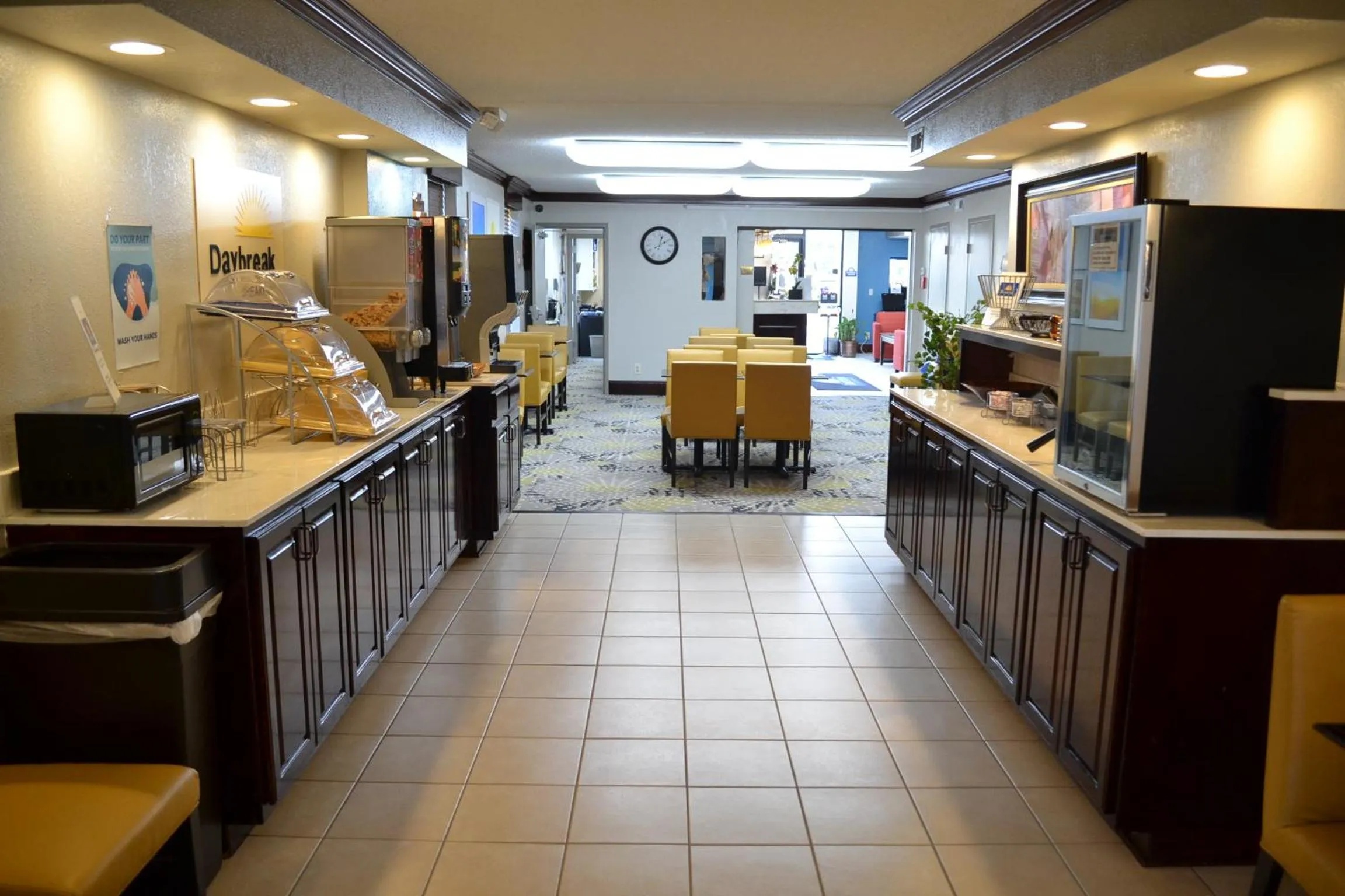 Breakfast in Days Inn by Wyndham High Point/Archdale