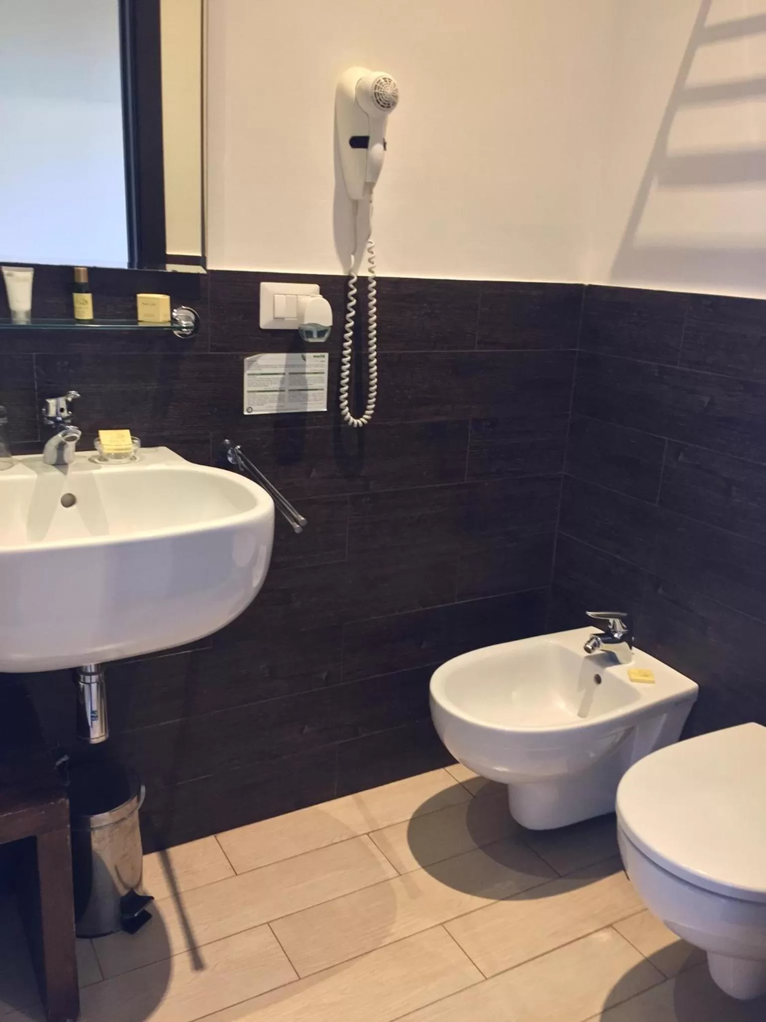 Toilet in Domus Verdiana