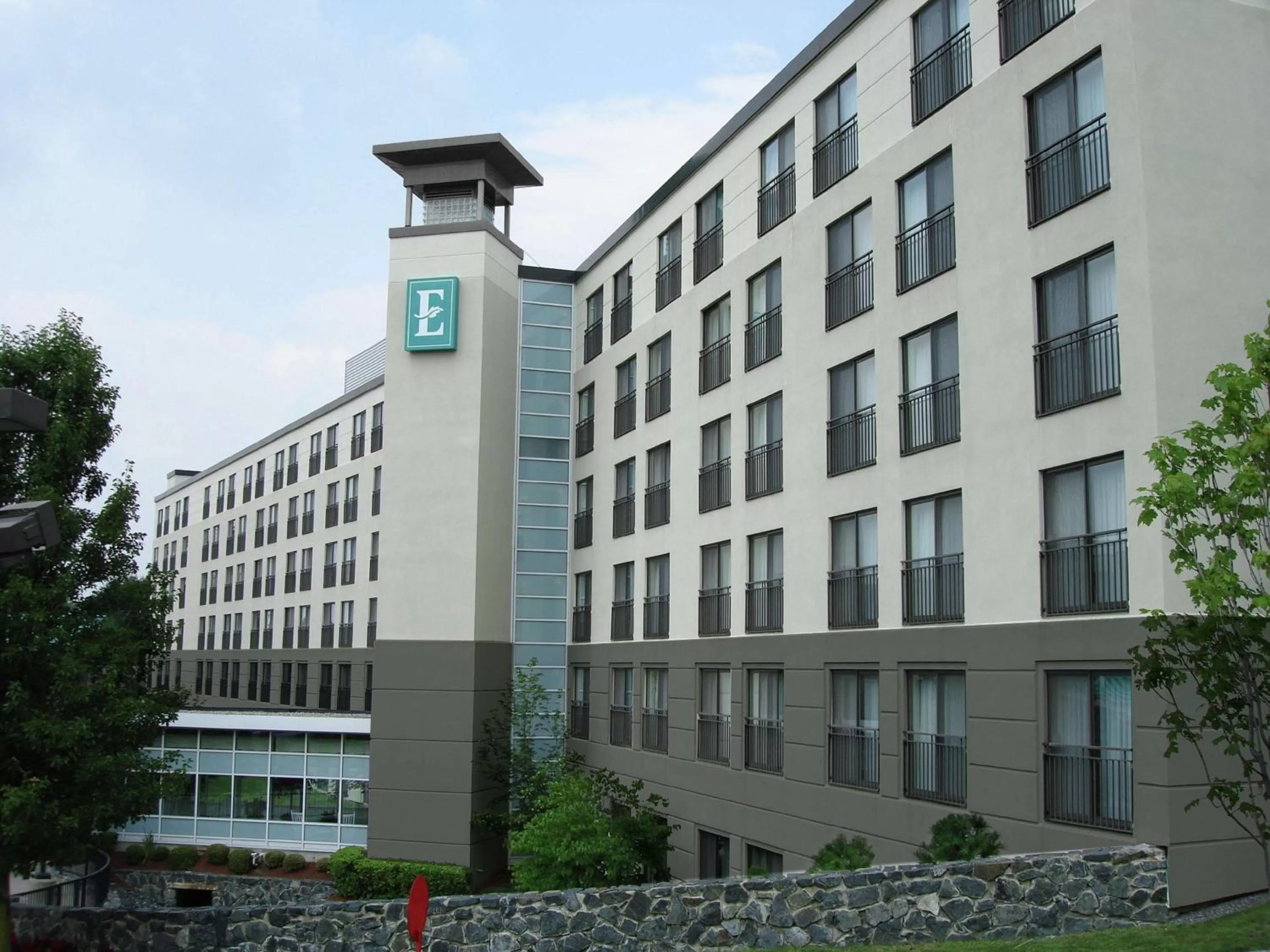 Property building in Embassy Suites by Hilton Boston Marlborough
