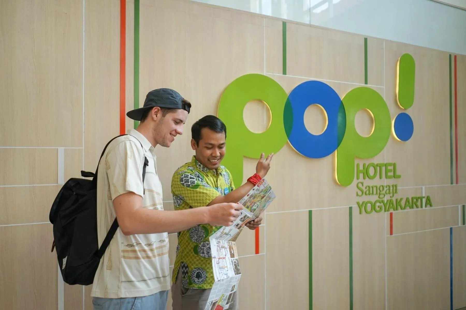 Lobby or reception in POP! Hotel Sangaji Yogyakarta