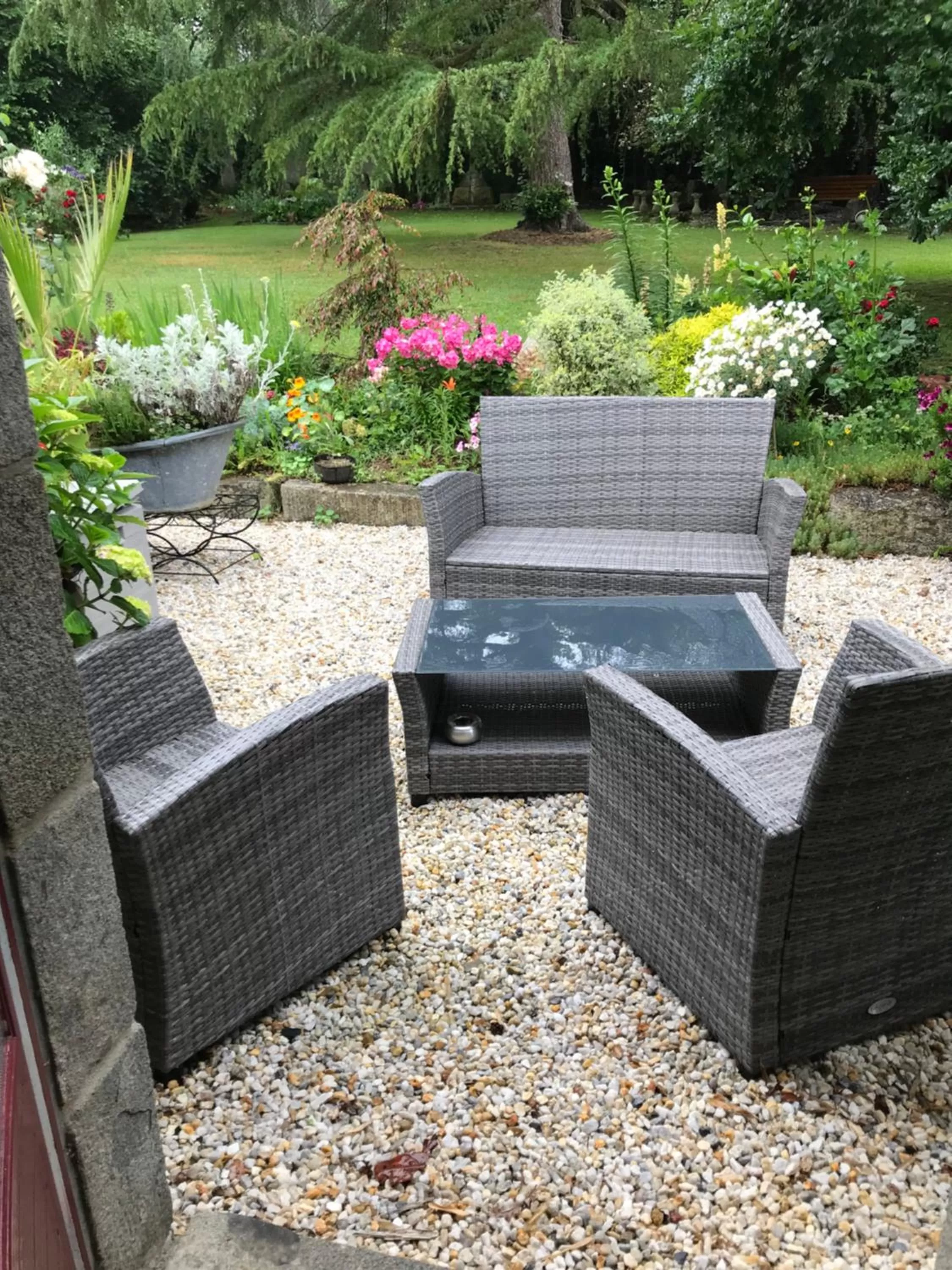 Garden in Auberge de Keranden