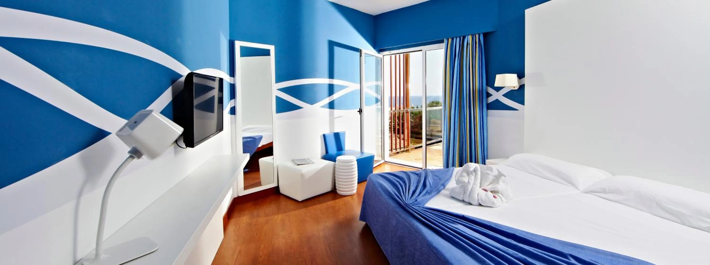 Bedroom, Bed in Hotel Clumba