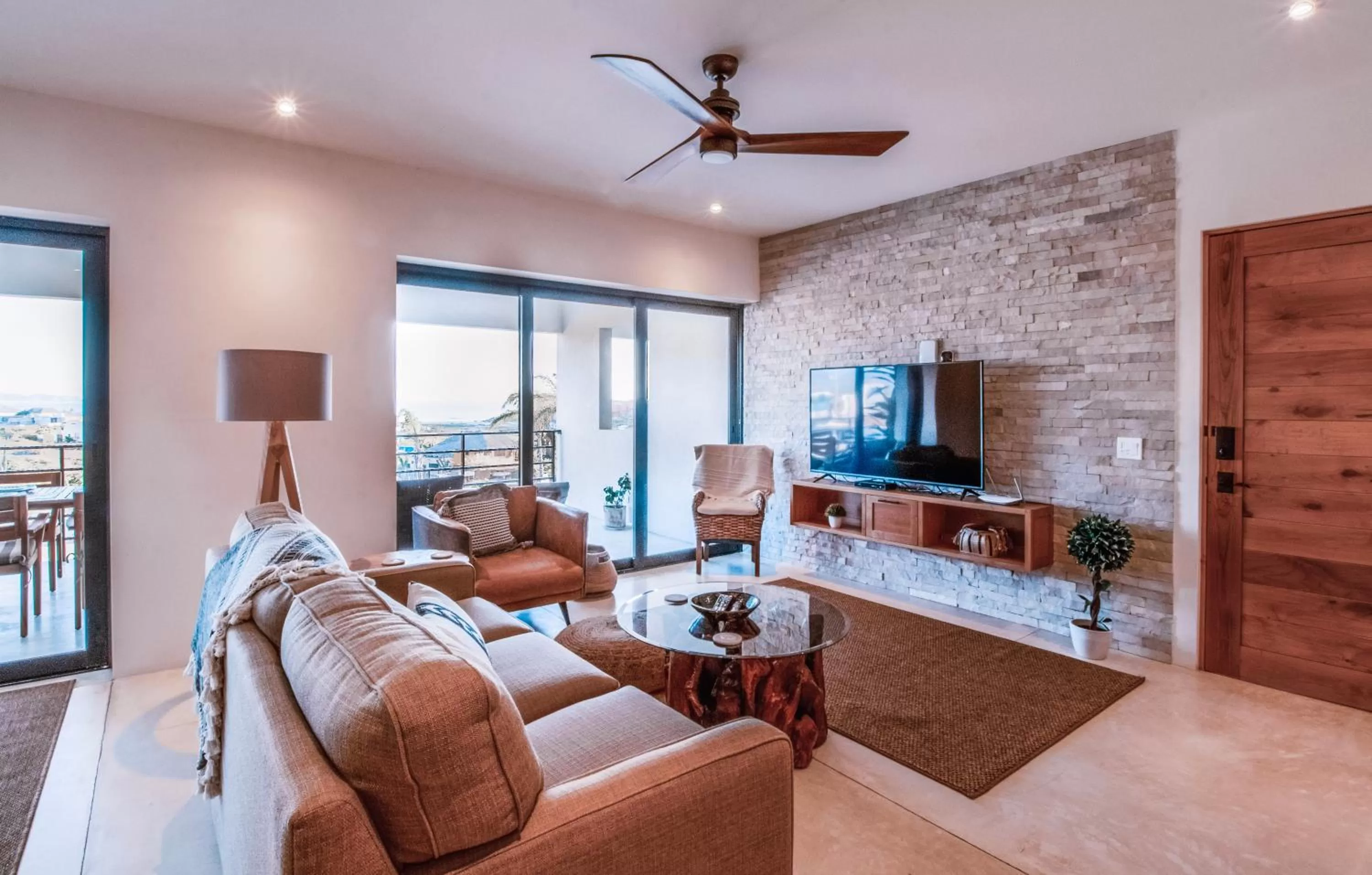 TV and multimedia, Seating Area in Cerritos Surf Residences