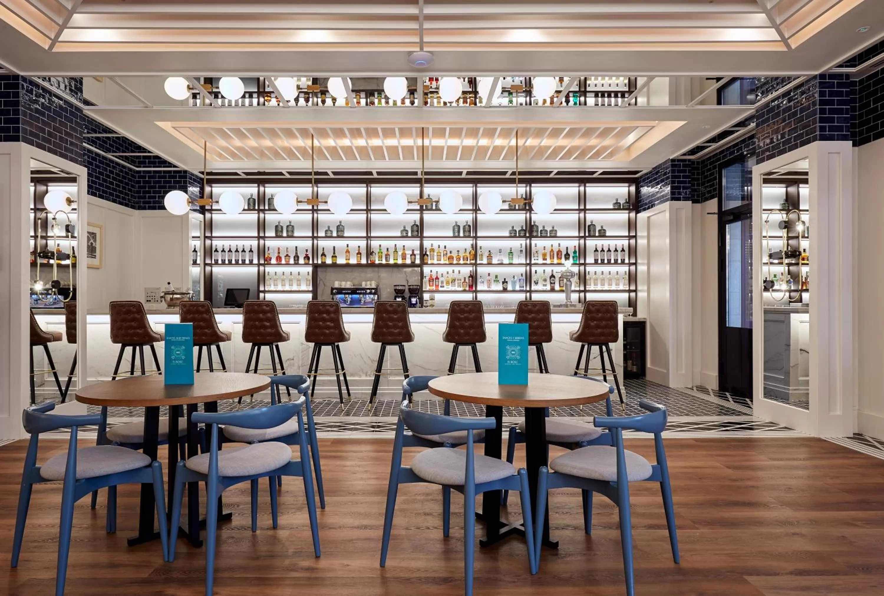 Spring in Radisson Blu 1882 Hotel, Barcelona Sagrada Familia