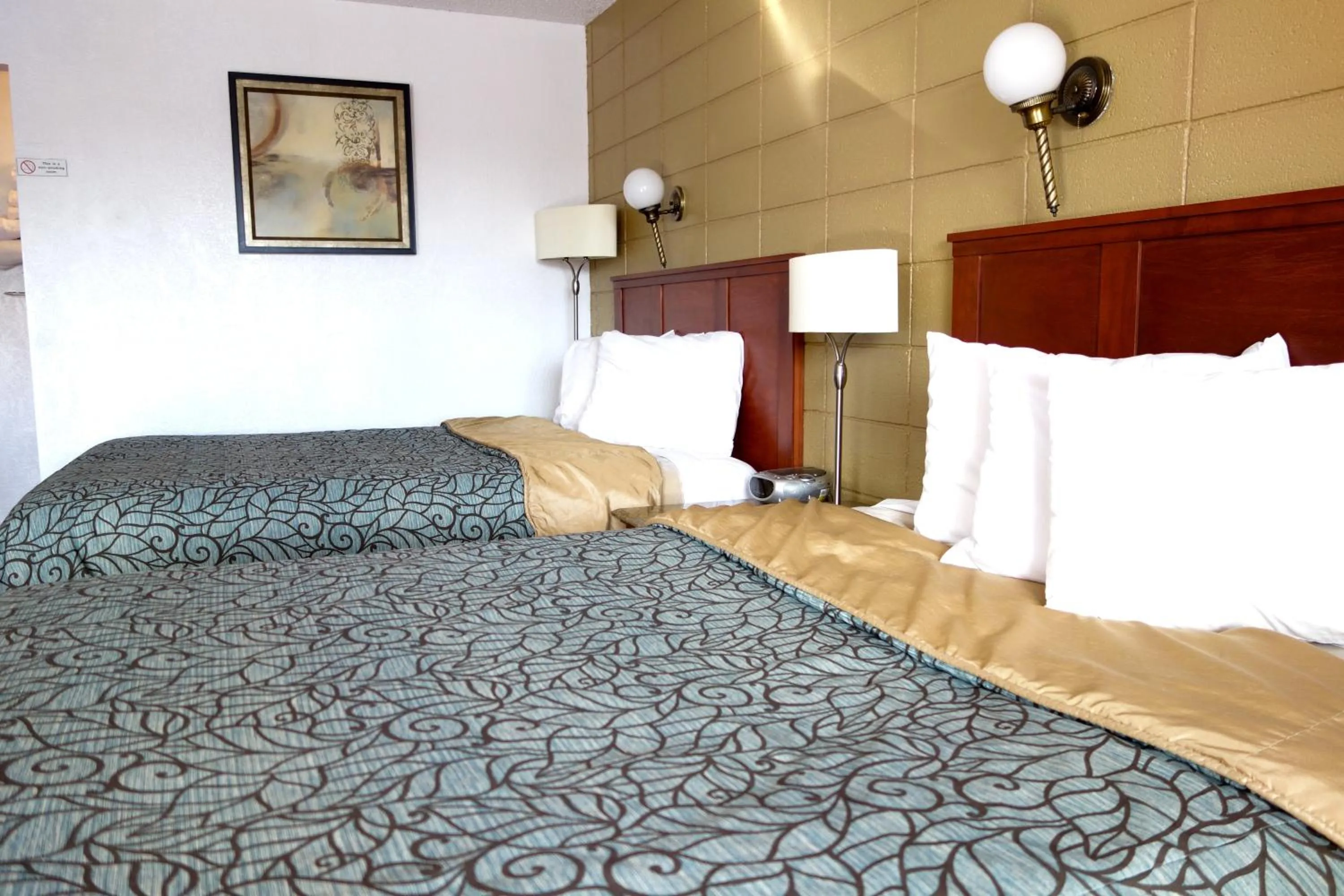 Bed in Cabana Inn - Boise