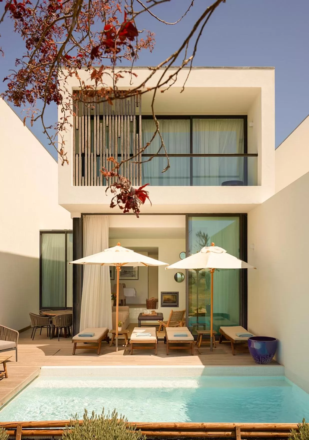 Swimming pool in Octant Evora