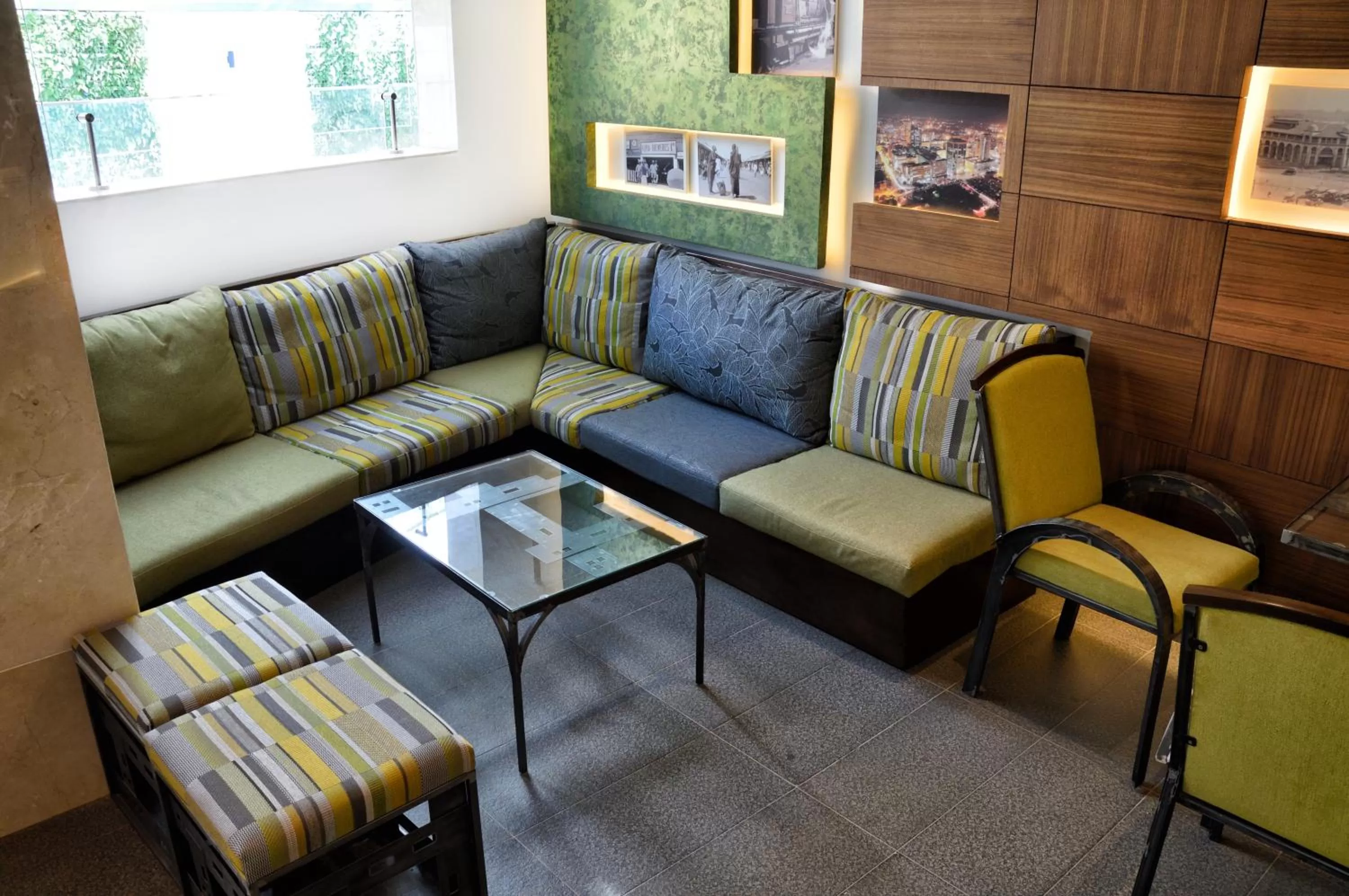 Lounge or bar in The Zehneria Hotel