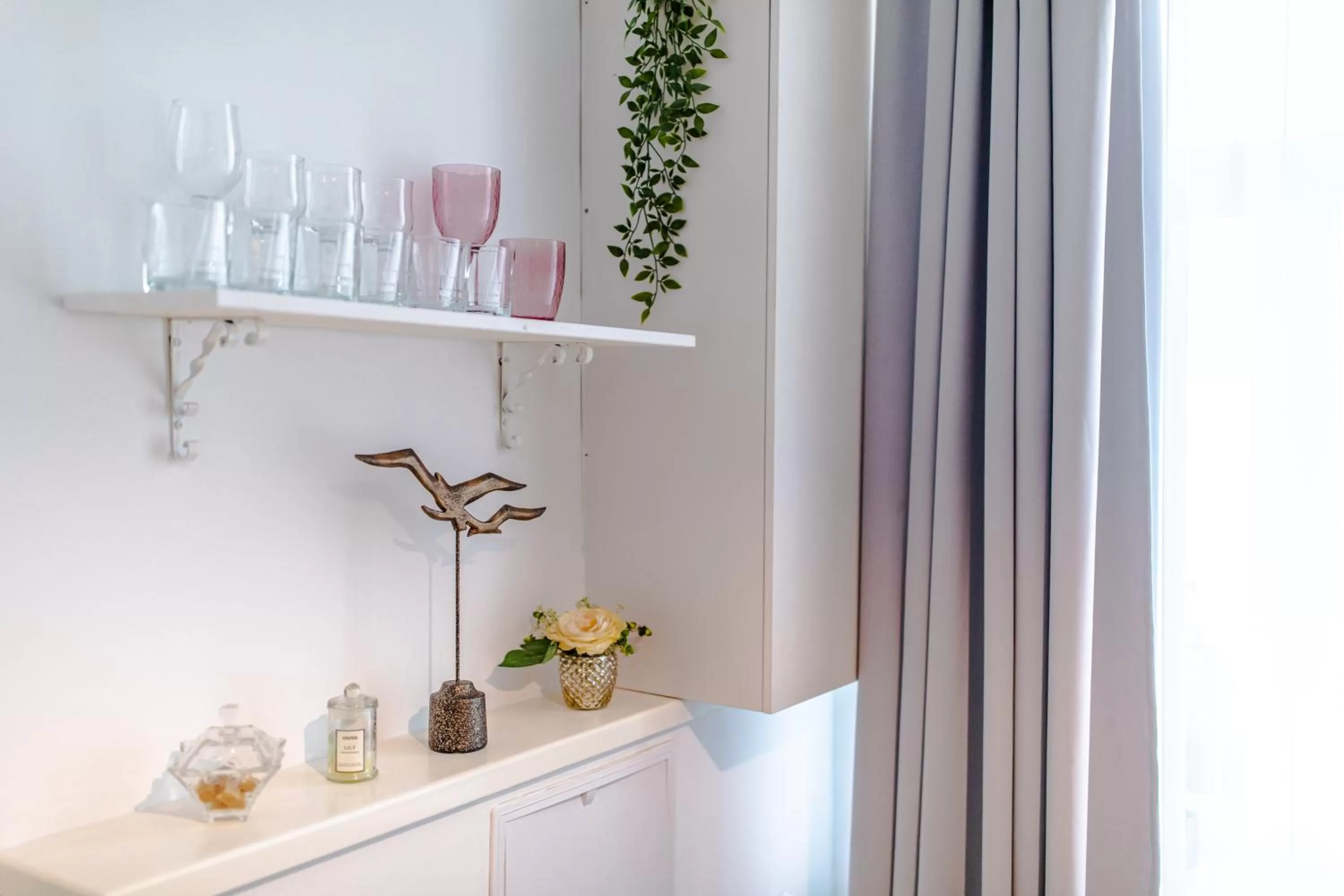 Decorative detail in ALBERT RESIDENCE Brasov with complimentary parking and 10 percent Food and Drinks