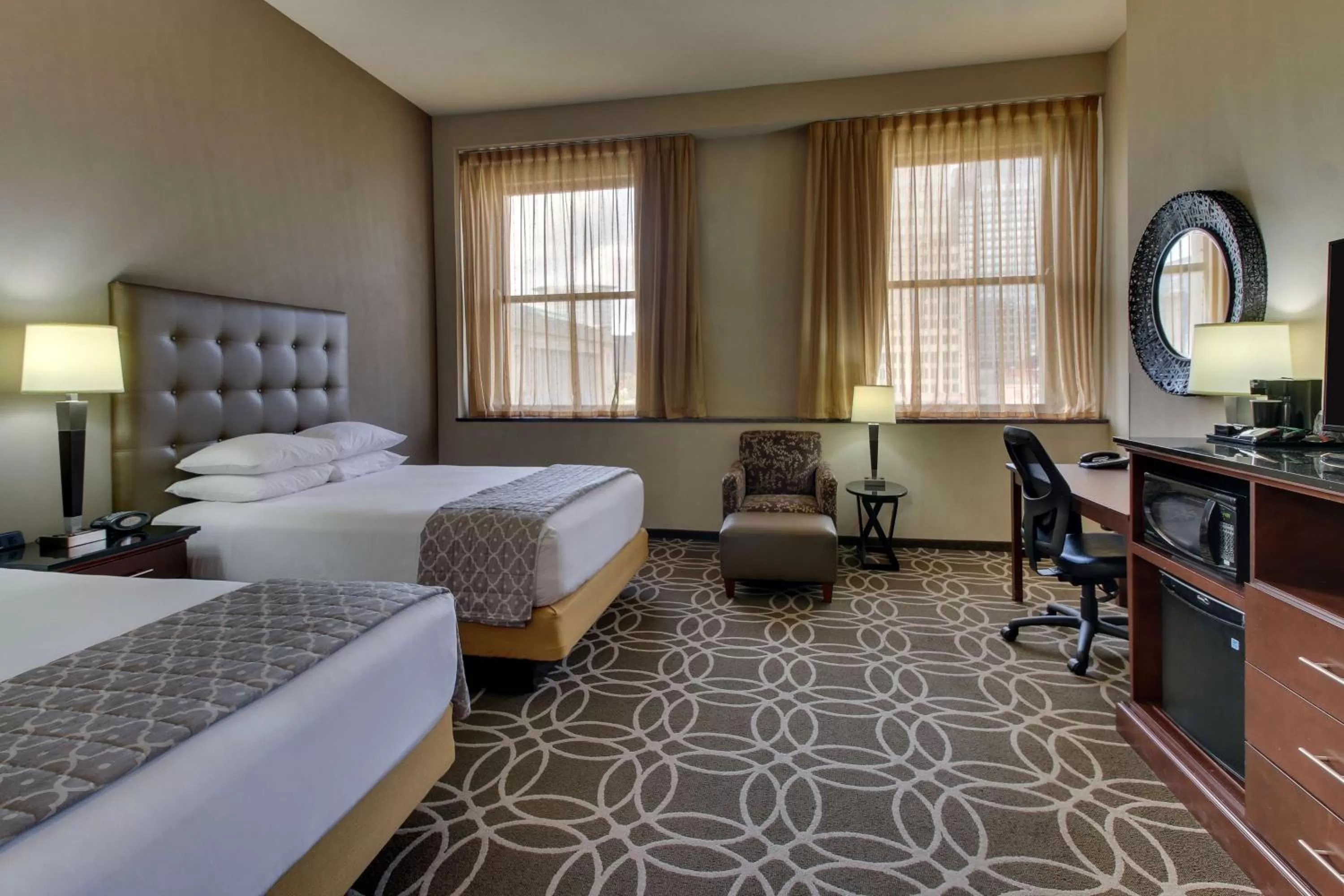 Deluxe Queen Room with Two Queen Beds - Hearing Accessible in Drury Plaza Hotel Cleveland Downtown