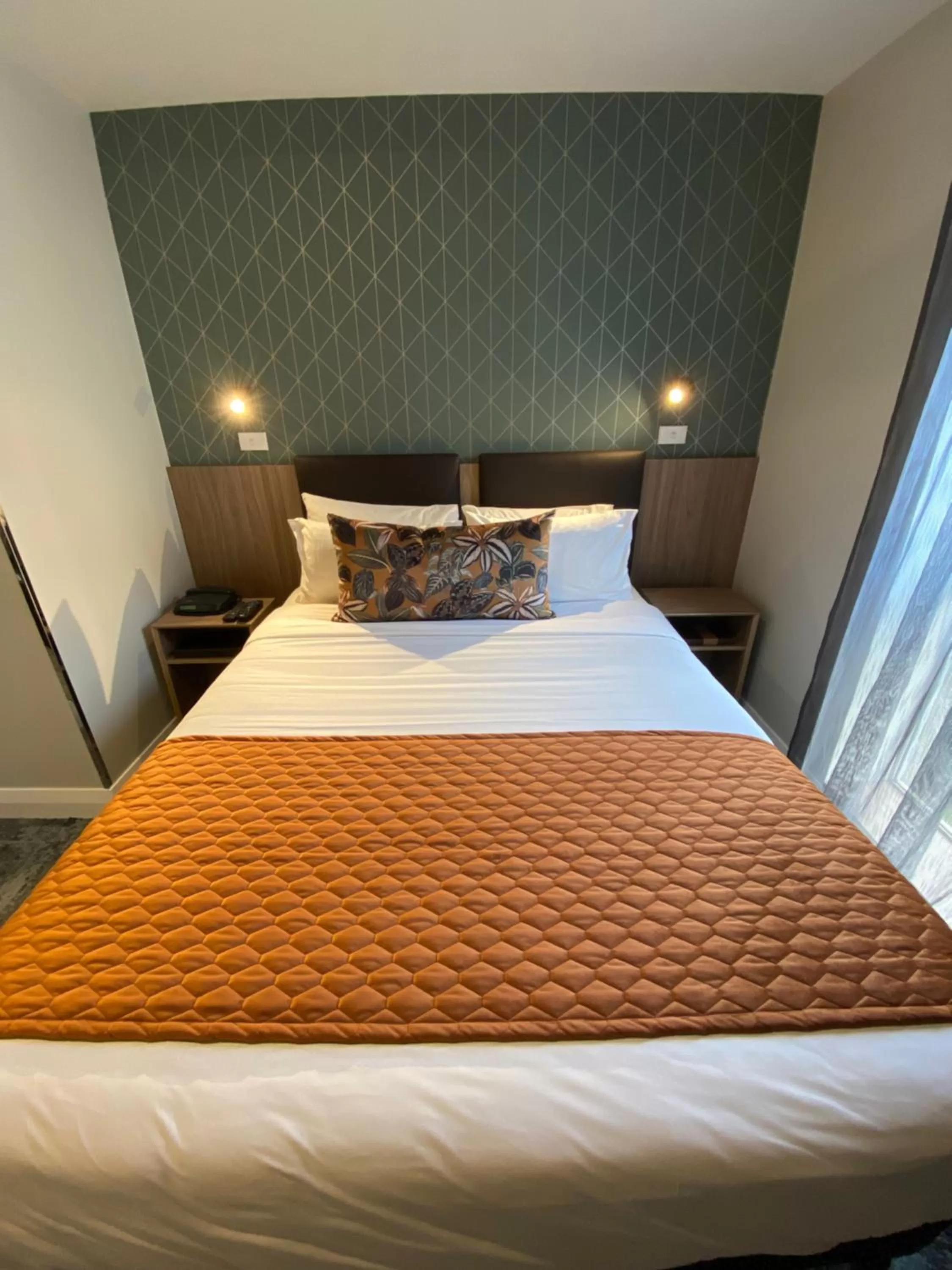 Bed in Trinity Hotel