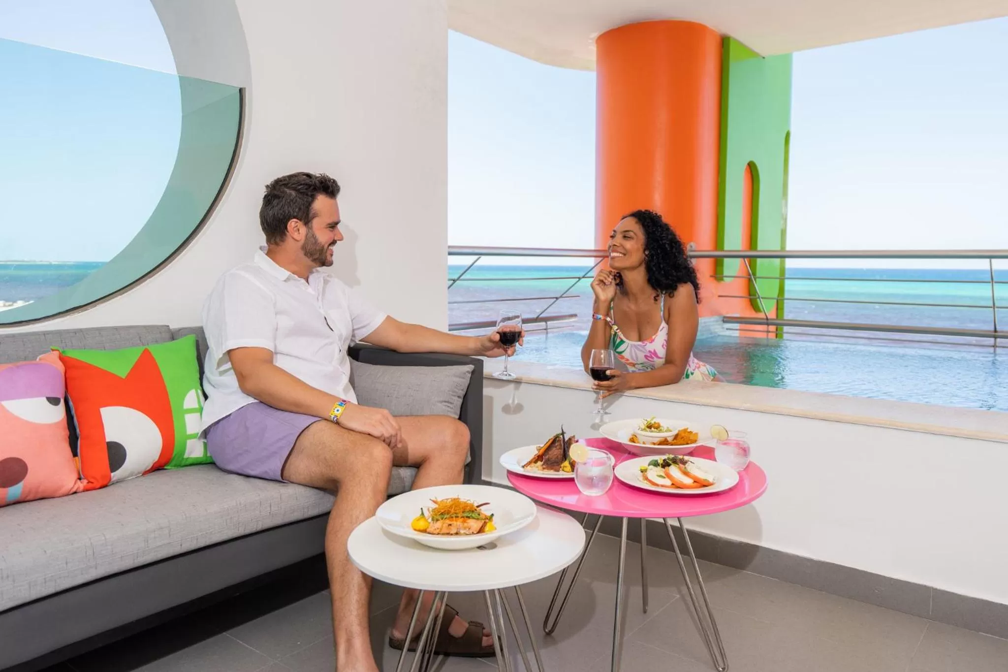 Swim-Up Oceanfront King Suite in Nickelodeon Hotels & Resorts Riviera Maya All Inclusive