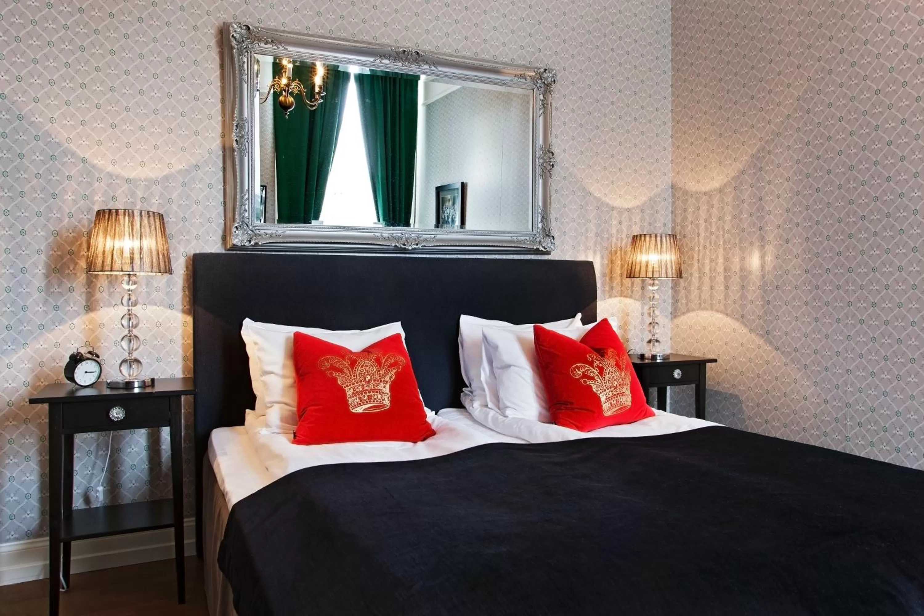 Photo of the whole room, Bed in Hotel Kong Carl - Unike Hoteller