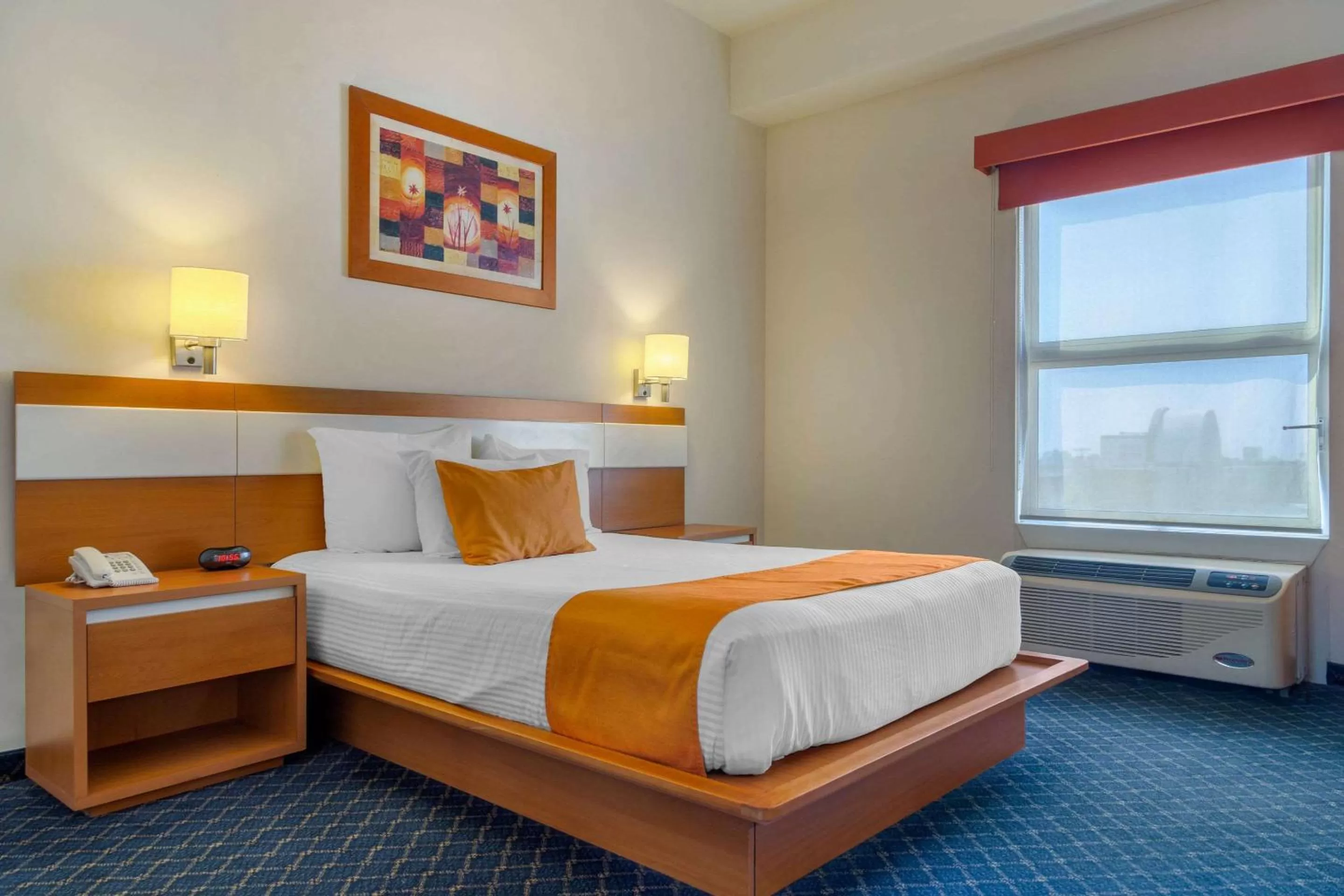 Photo of the whole room, Bed in Greenwood Hotel Torreón