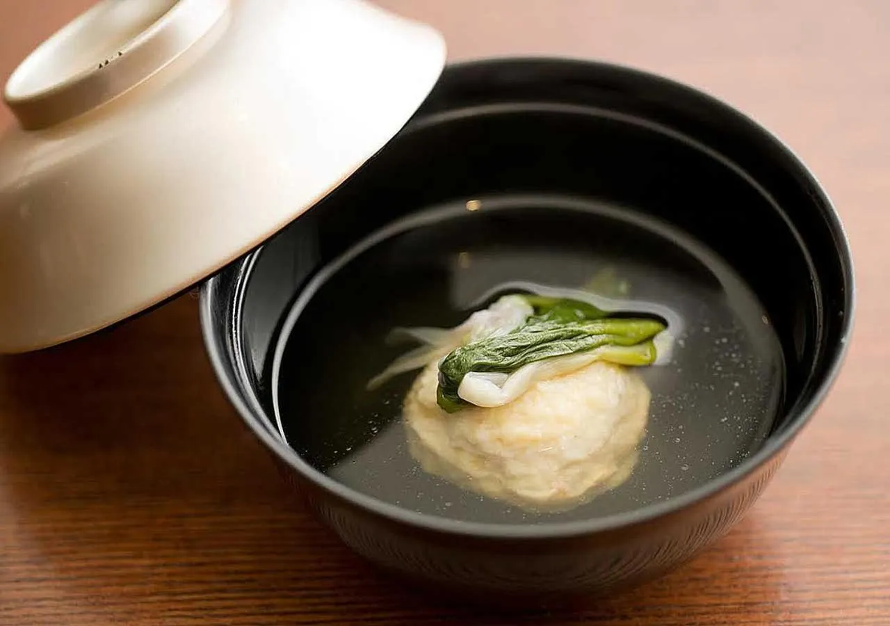 Food close-up in Aura Tachibana