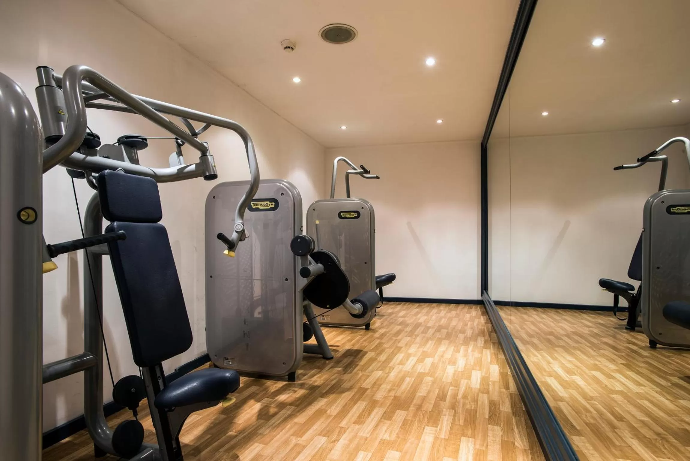 Fitness centre/facilities in FlyOn Hotel & Conference Center