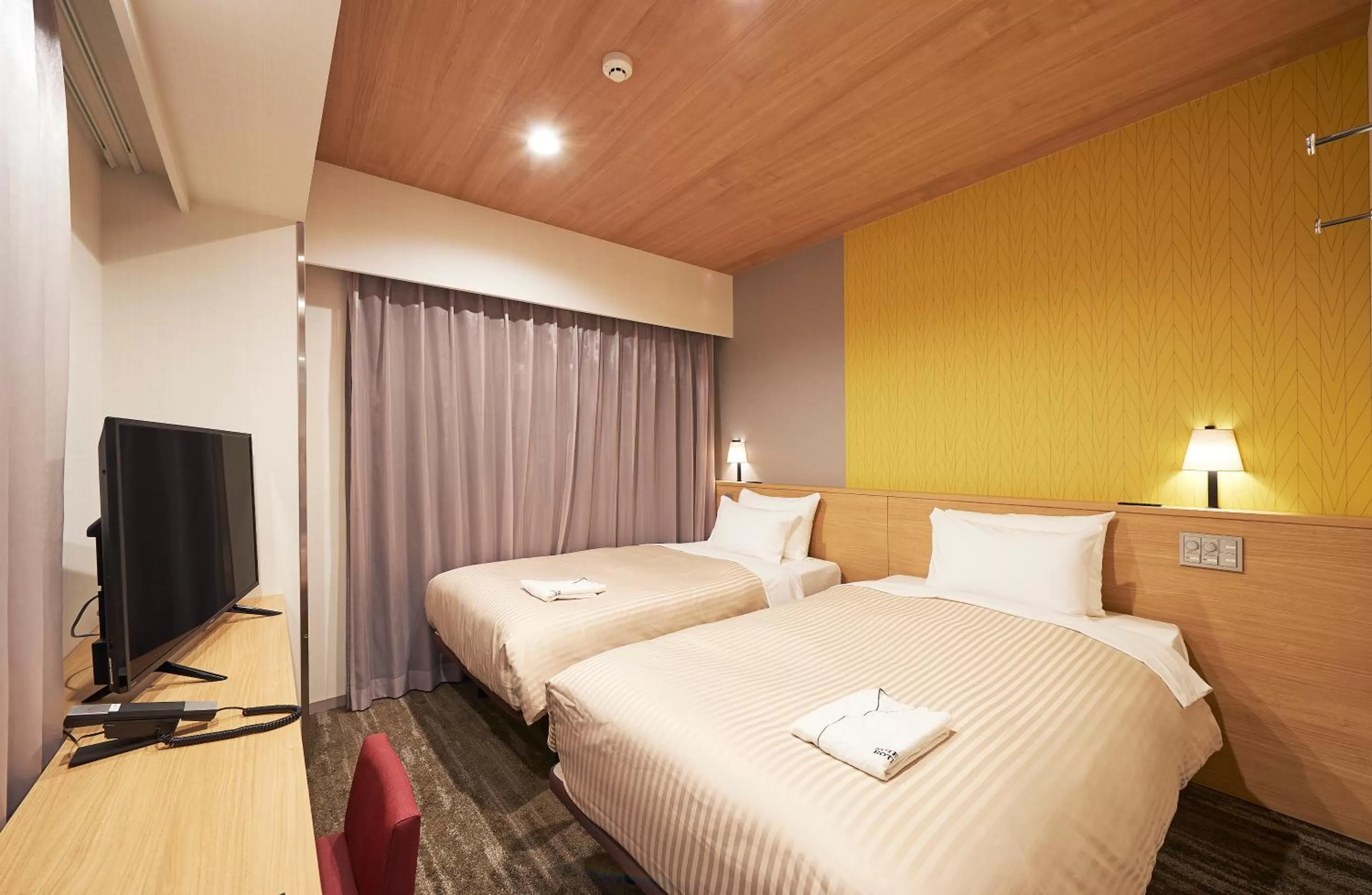 Photo of the whole room, Bed in Sotetsu Fresa Inn Tokyo Tamachi