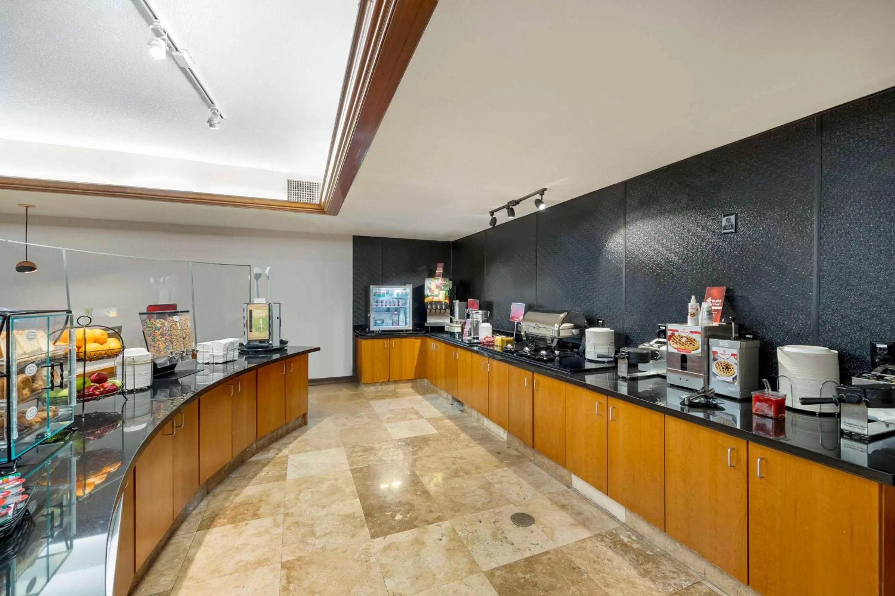 Breakfast in Best Western Plus Henderson Hotel