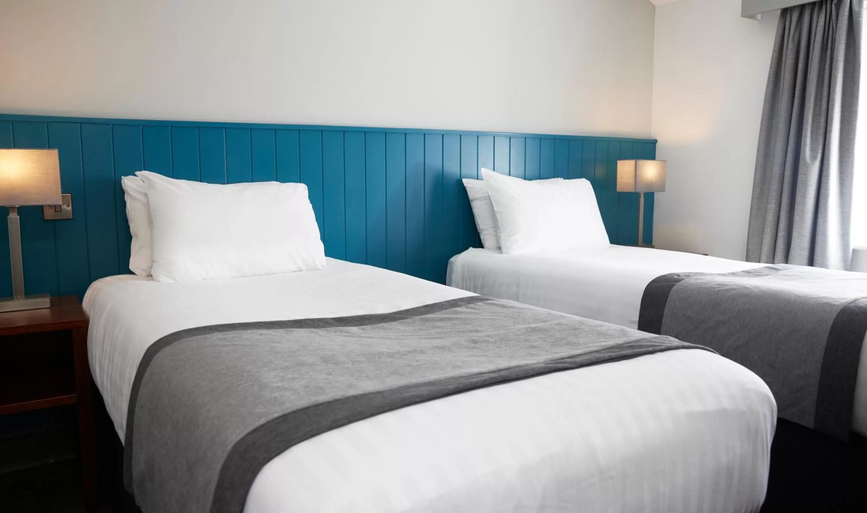 Bed in Highwayman By Greene King Inn