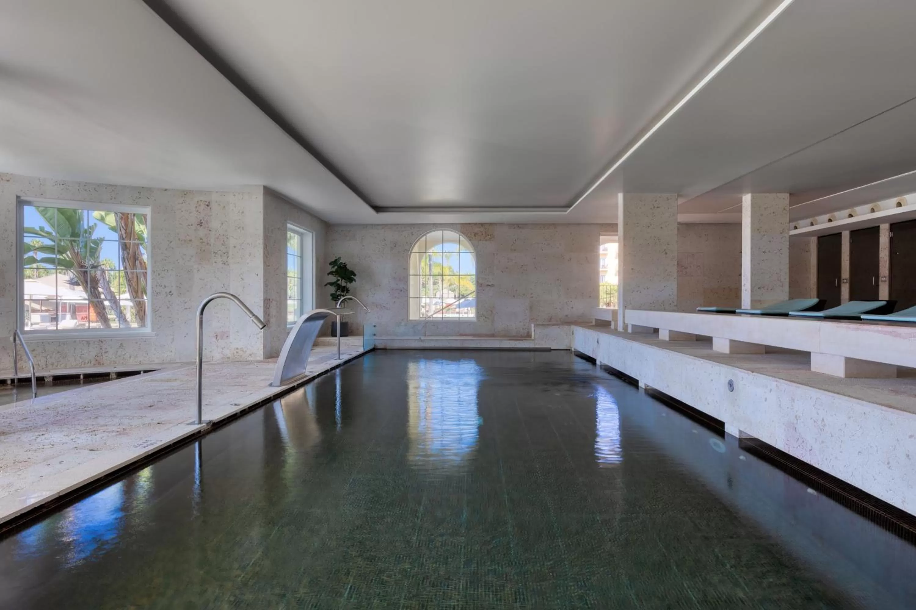 Spa and wellness centre/facilities in Domes Lake Algarve, Autograph Collection