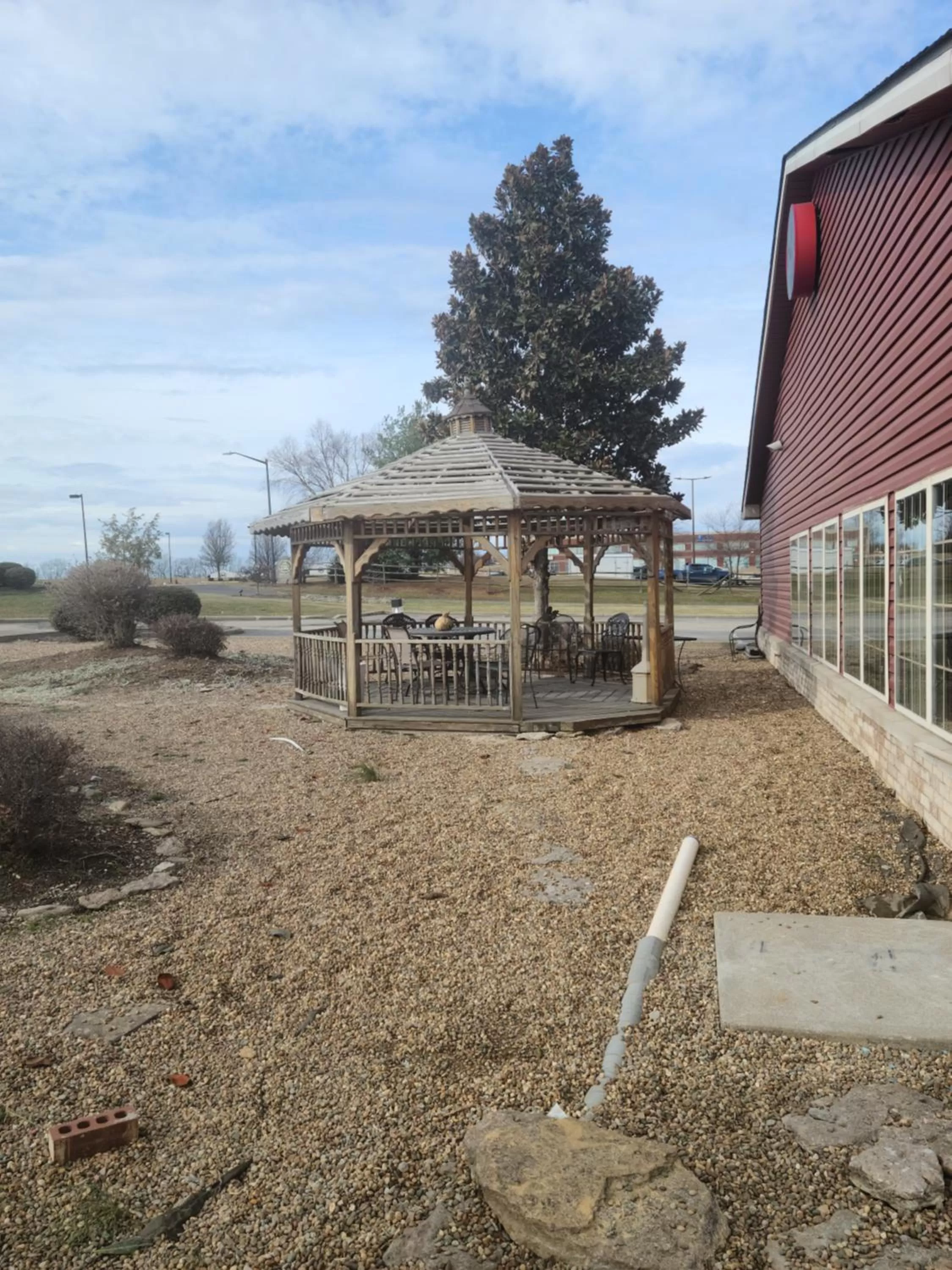 Seating area in Comfort Inn & Suites