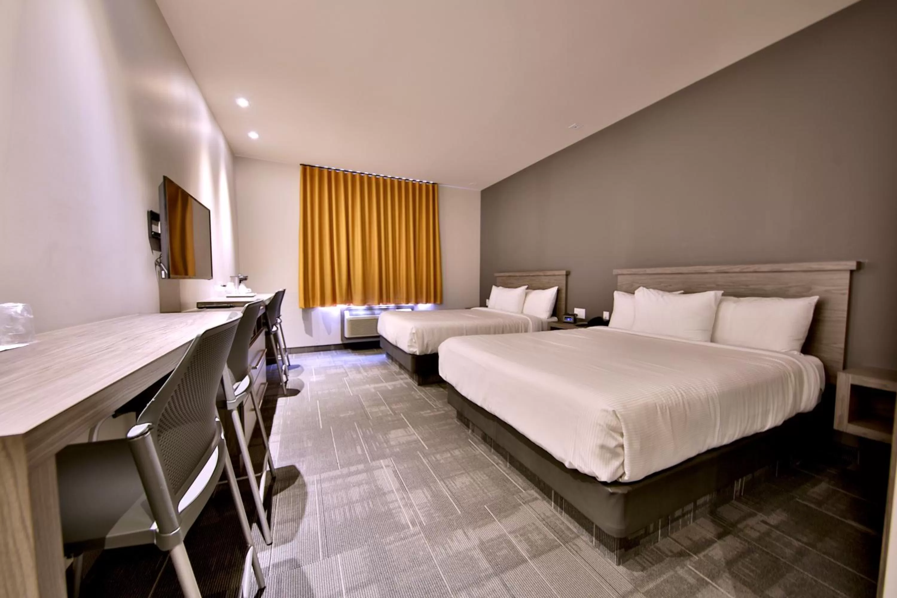 Photo of the whole room, Bed in Hôtel Ô Laval